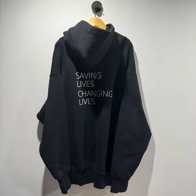 Balenciaga Balenciaga Charity Wheat Spike Monogrammed Logo Printed Lo Size US S / EU 44-46 / 1 - 3 Thumbnail