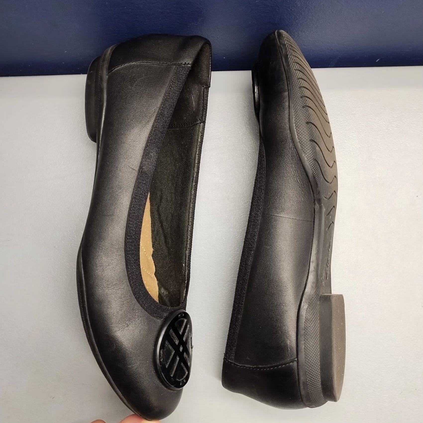 Clarks Clarks Gracelin Lola Ballet Flat Womens Size 9.5M Black Ultimate Comfort Slip On Size US 10 / IT 40 - 2 Thumbnail