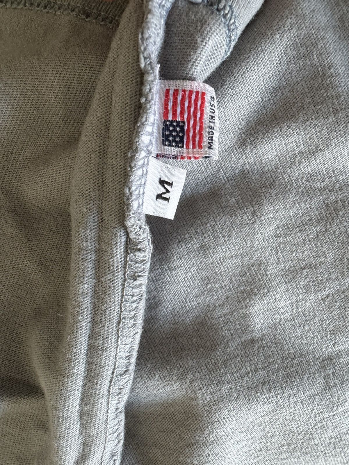 Vlone RARE* Vlone NY Pop-Up Grey/Navy Yankee Friends - Tee Size US L / EU 52-54 / 3 - 6 Thumbnail