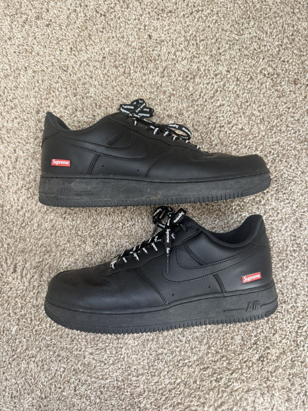 Nike × Supreme Supreme Black Air Force Ones Size US 10 / EU 43 - 1 Thumbnail
