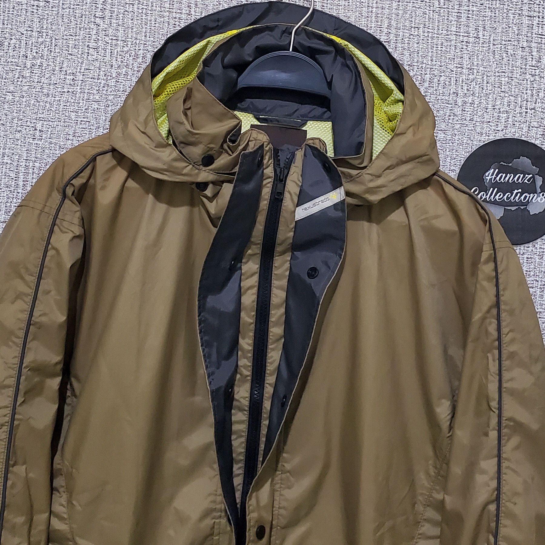 Other SHIMANO NEXUS BRADO Dryshield Fishing Jacket Size US L / EU 52-54 / 3 - 12 Thumbnail