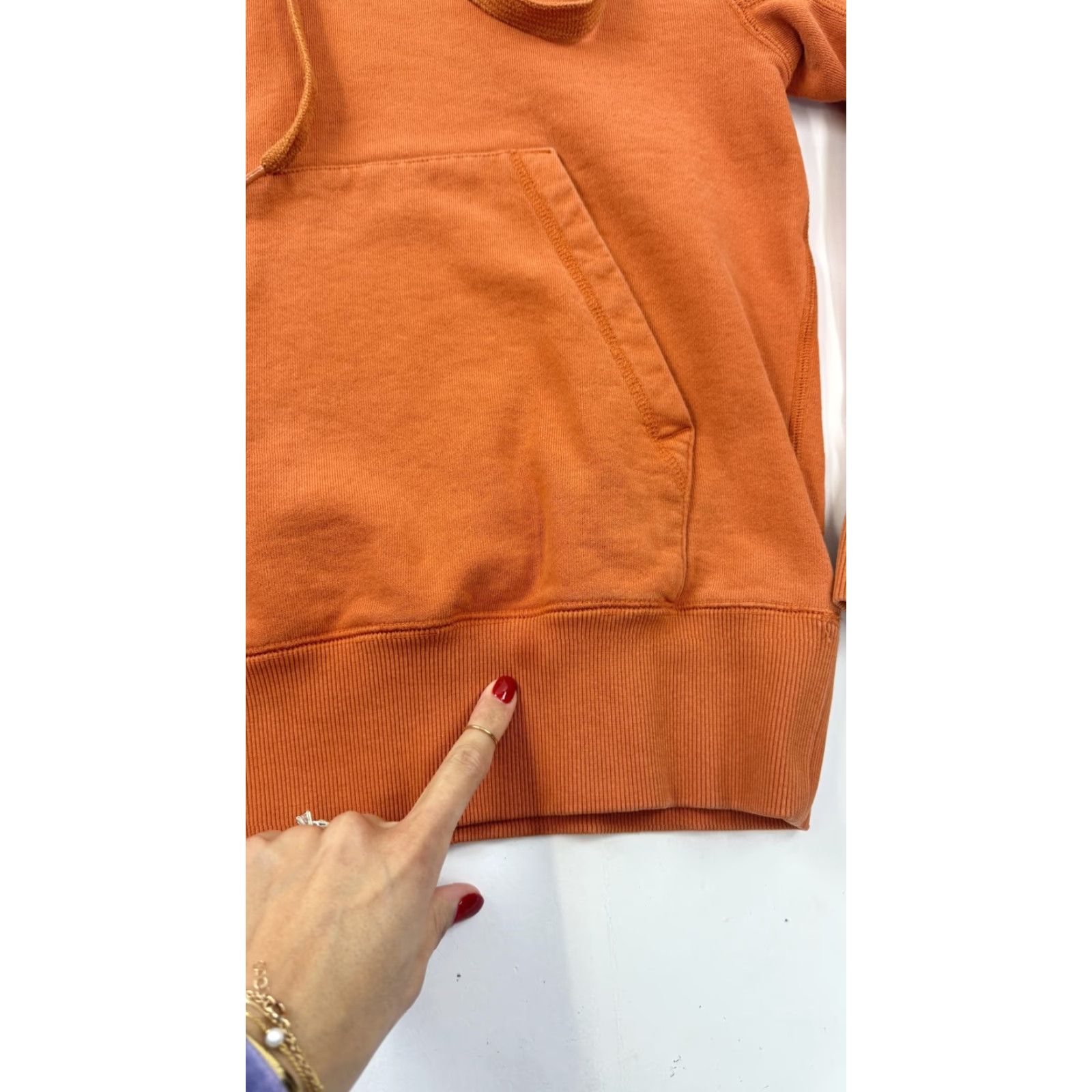 Nike Nike Hoodie Mens XS Orange Pullover Fleece Small Swoosh Logo Sweatshirt Size US XS / EU 42 / 0 - 4 Thumbnail