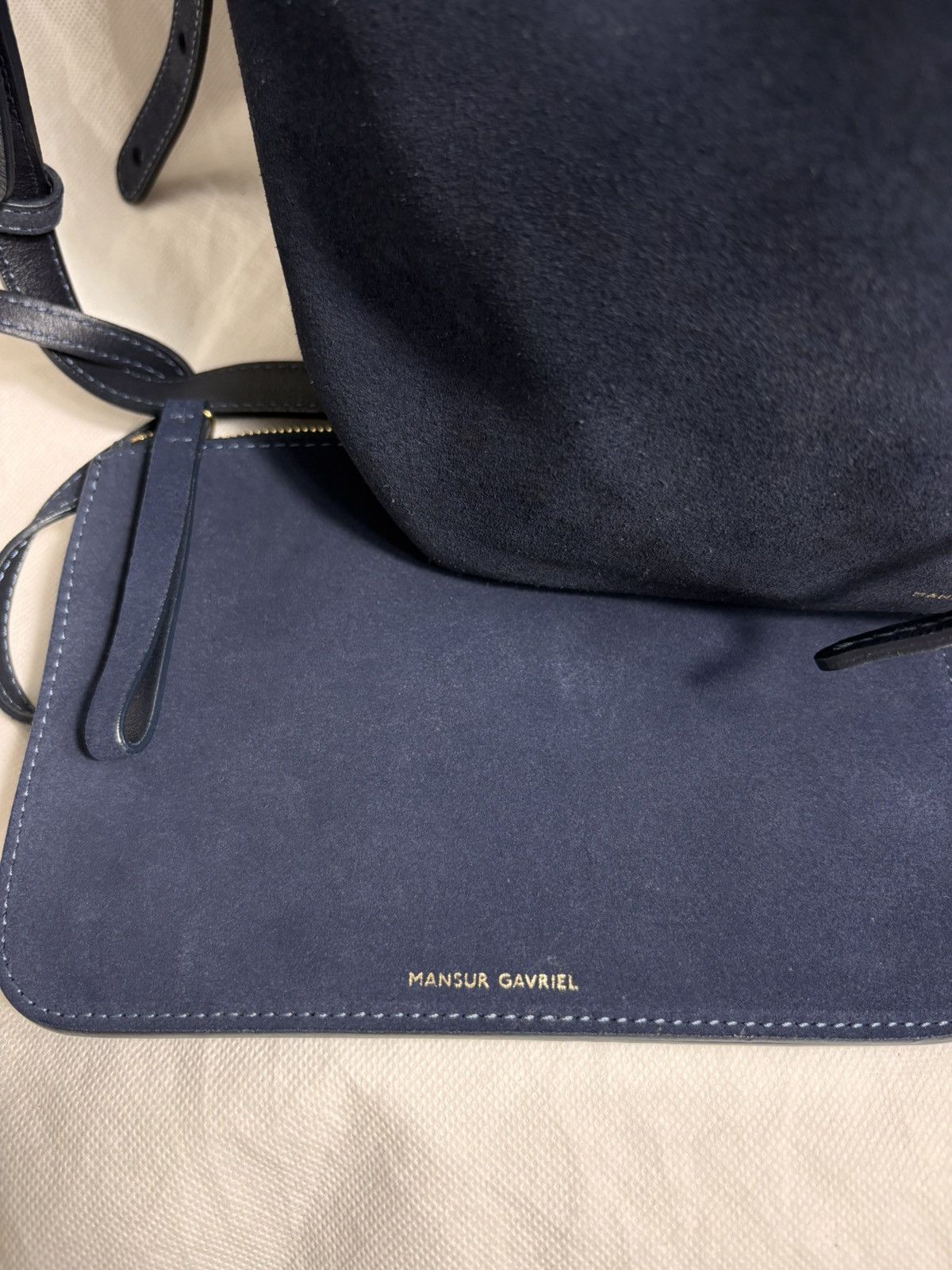 Mansur Gavriel Mansur Gavriel Suede Bucket Bag Size ONE SIZE - 4 Thumbnail