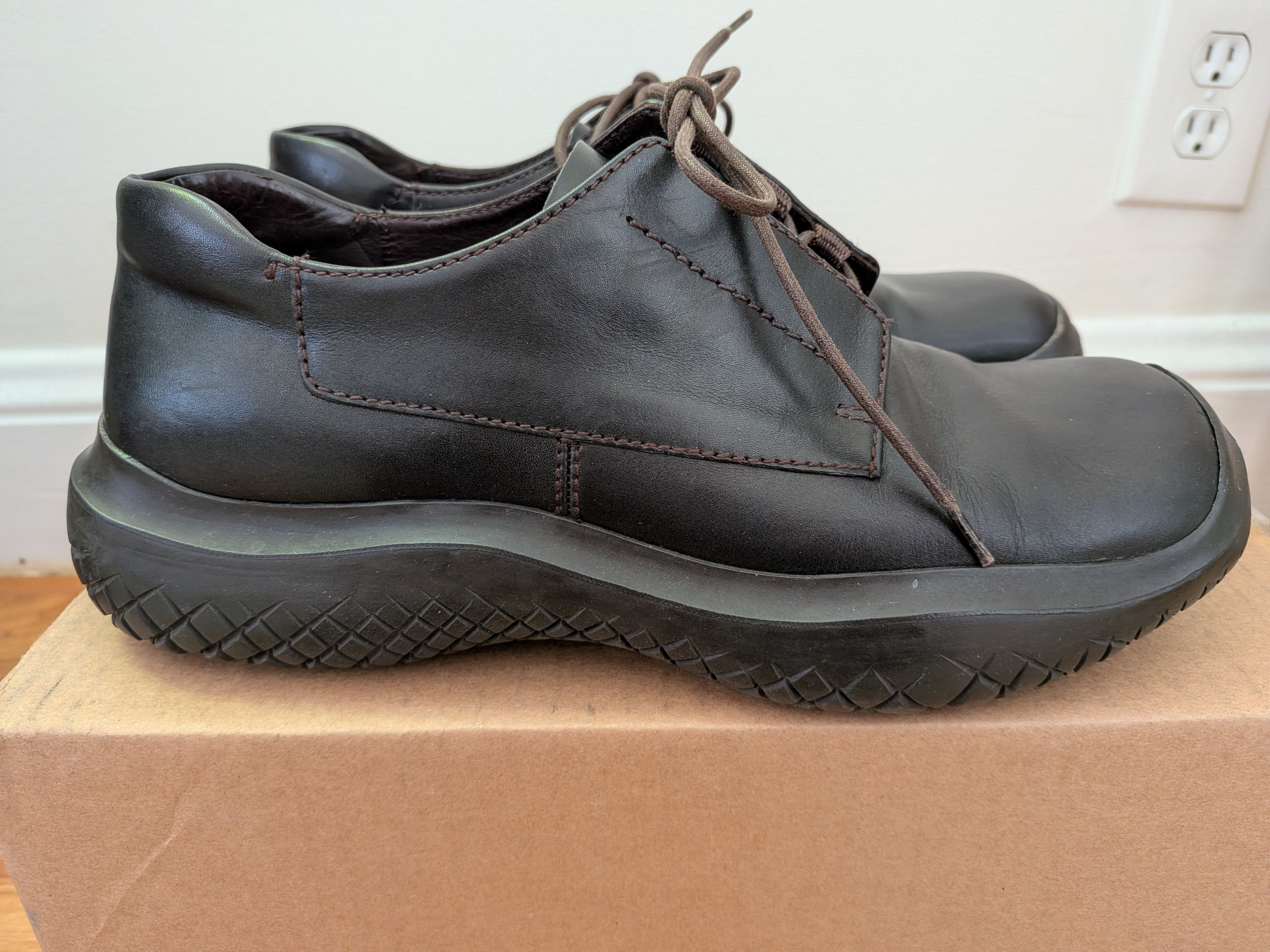 Prada FW1999 Prada Chunky Vibram Low Brown Leather Boots Size US 7 / EU 40 - 4 Thumbnail