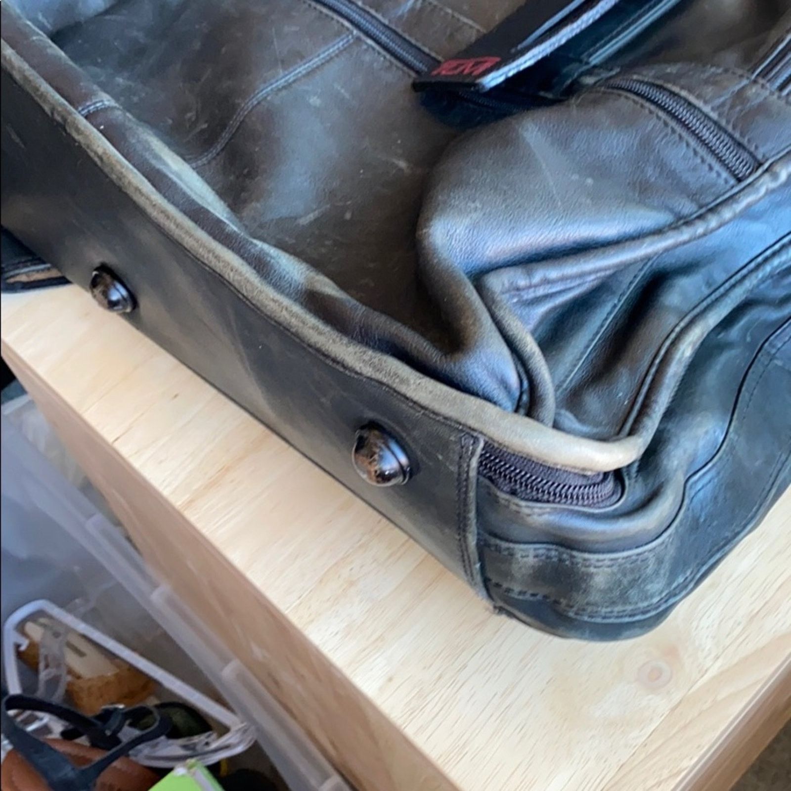 Tumi TUMI distressed leather messenger computer bag rugged Size ONE SIZE - 12 Thumbnail