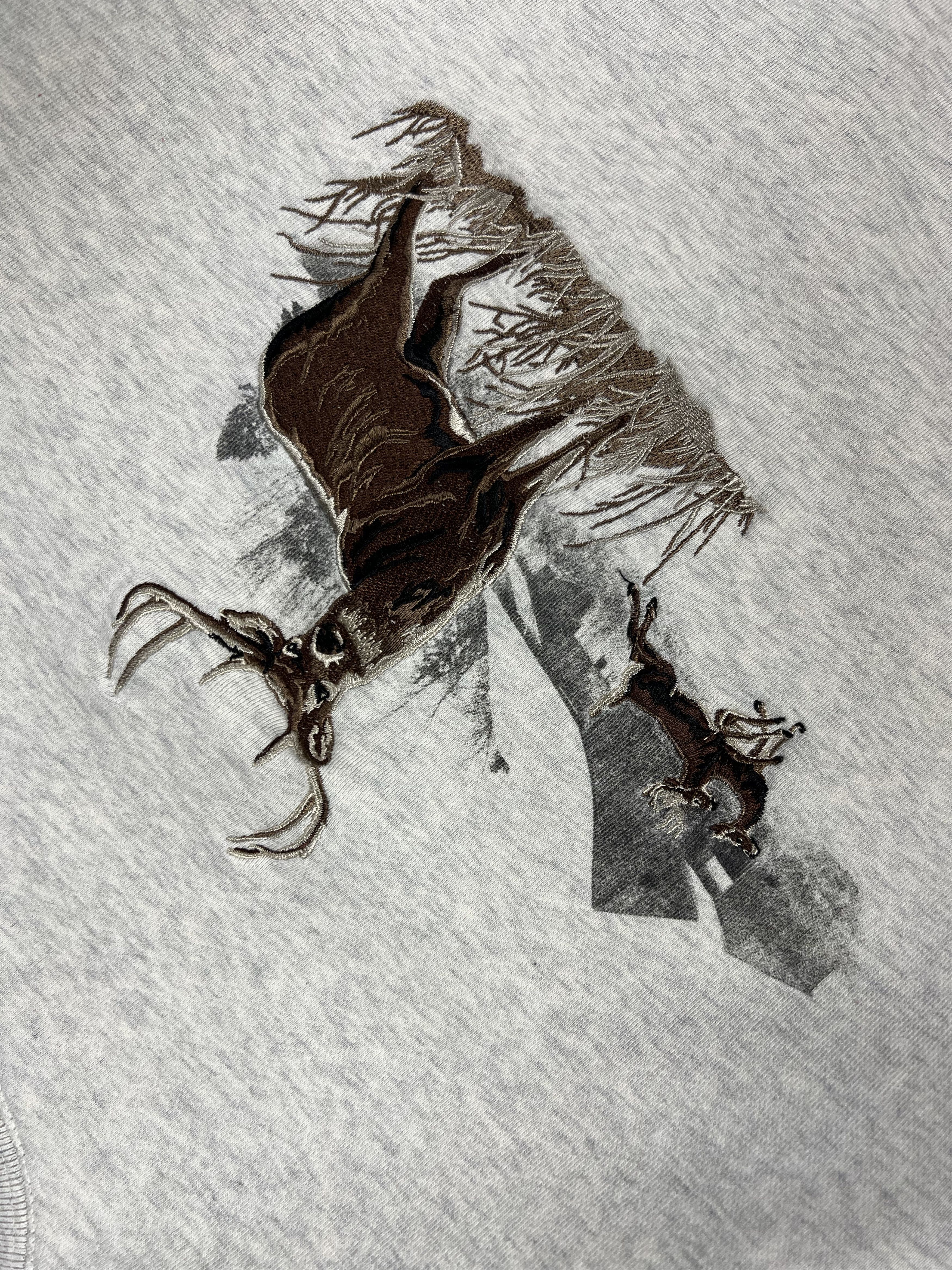 Vintage Vintage Sweatshirt Embroidered Deer M-L Size US M / EU 48-50 / 2 - 3 Thumbnail