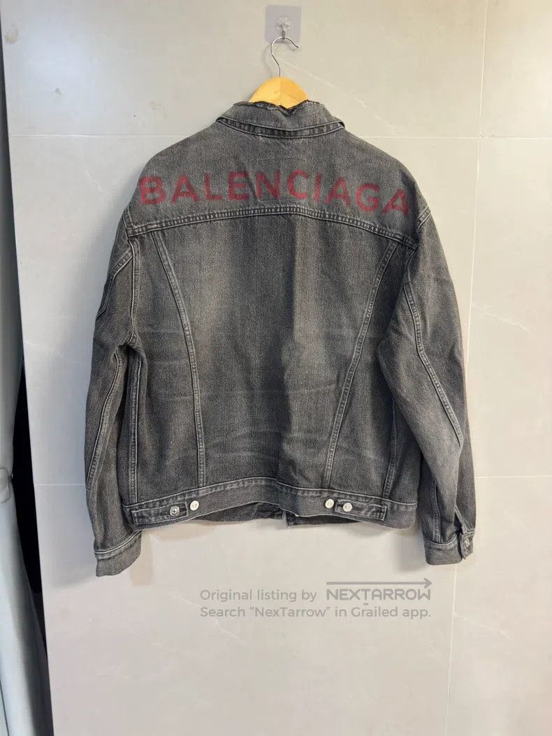 Balenciaga Balenciaga Back Logo Distressed Washed Black Denim Jacket, Size XXS / US 00 / IT 34 - 1 Thumbnail