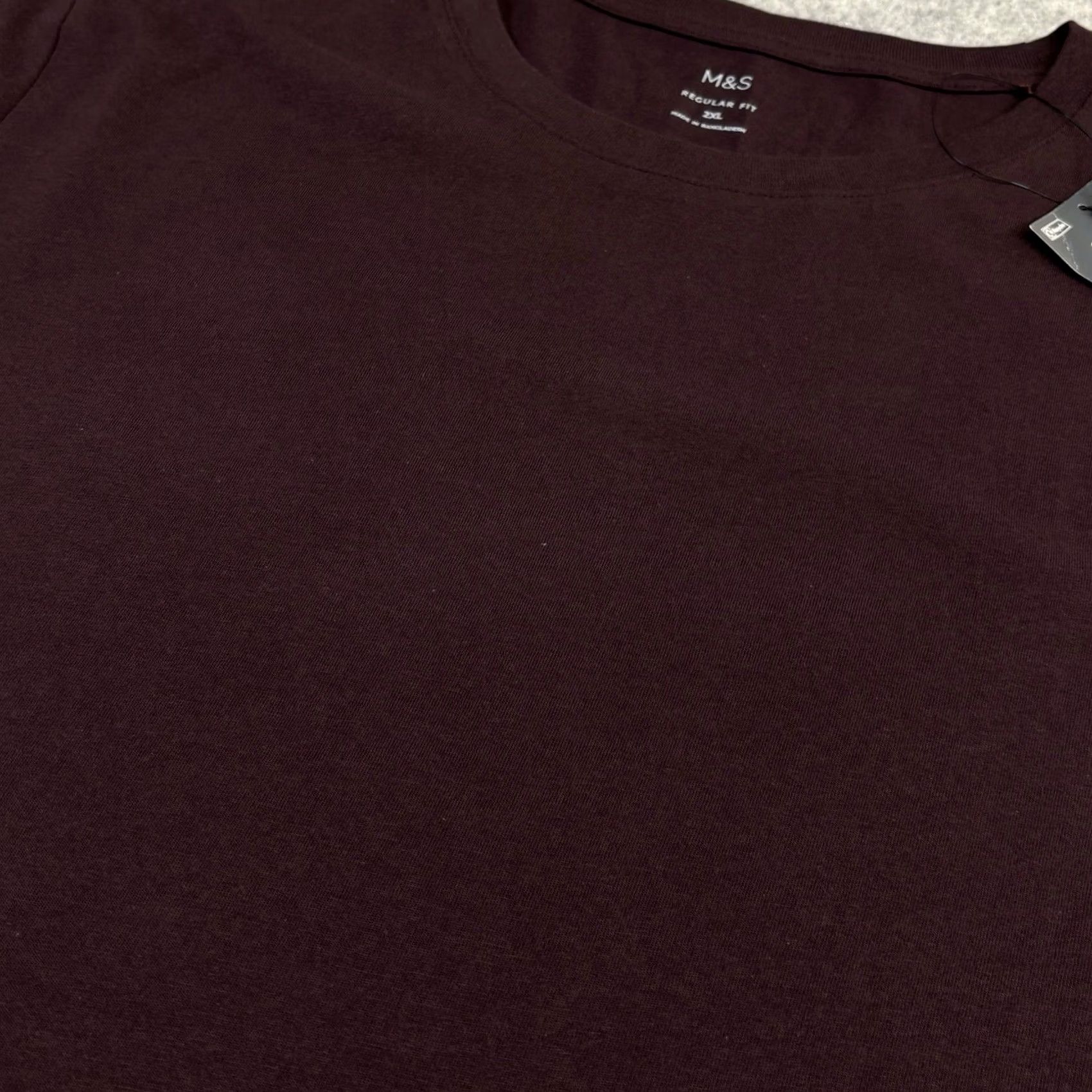 Marks & Spencer M&S T Shirt 2XL Regular Fit Mens Dark Burgundy New With Defects XXL 47-49in Size US XXL / EU 58 / 5 - 4 Thumbnail