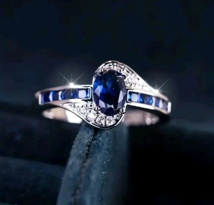 Other Oval Blue Cubic Zirconia Gemstone Ring Size 7 Size ONE SIZE - 1 Thumbnail