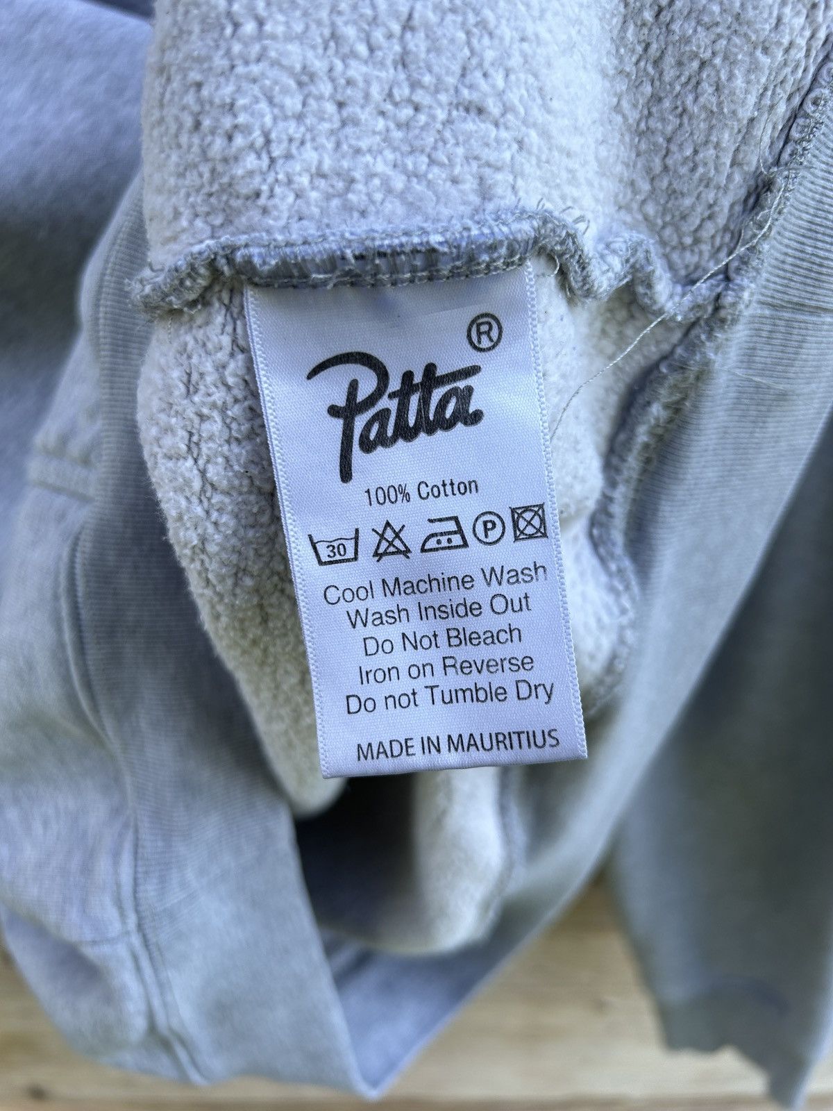 Patta Patta Webbed Smiley Back Logo Hoodie In Grey Size US XL / EU 56 / 4 - 10 Thumbnail