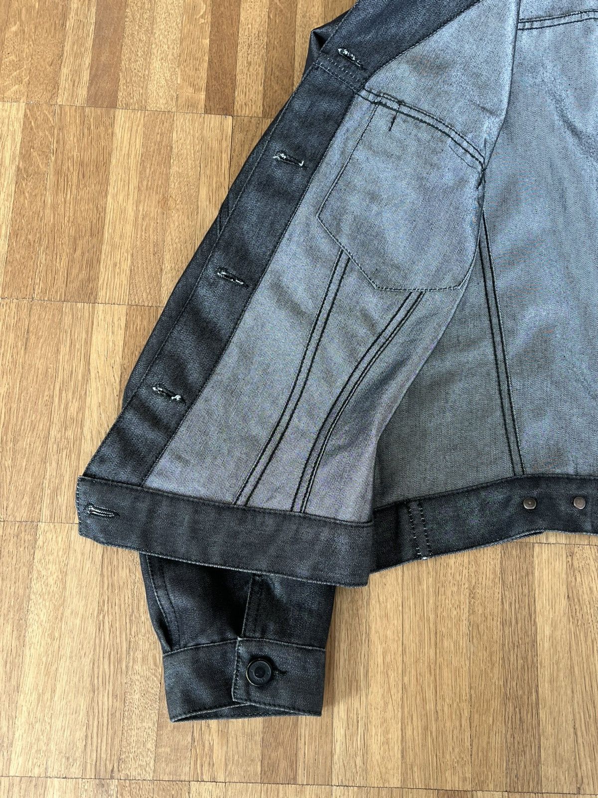 Gucci Gucci by Tom Ford shiny coated denim jacket Size S / US 4 / IT 40 - 5 Thumbnail