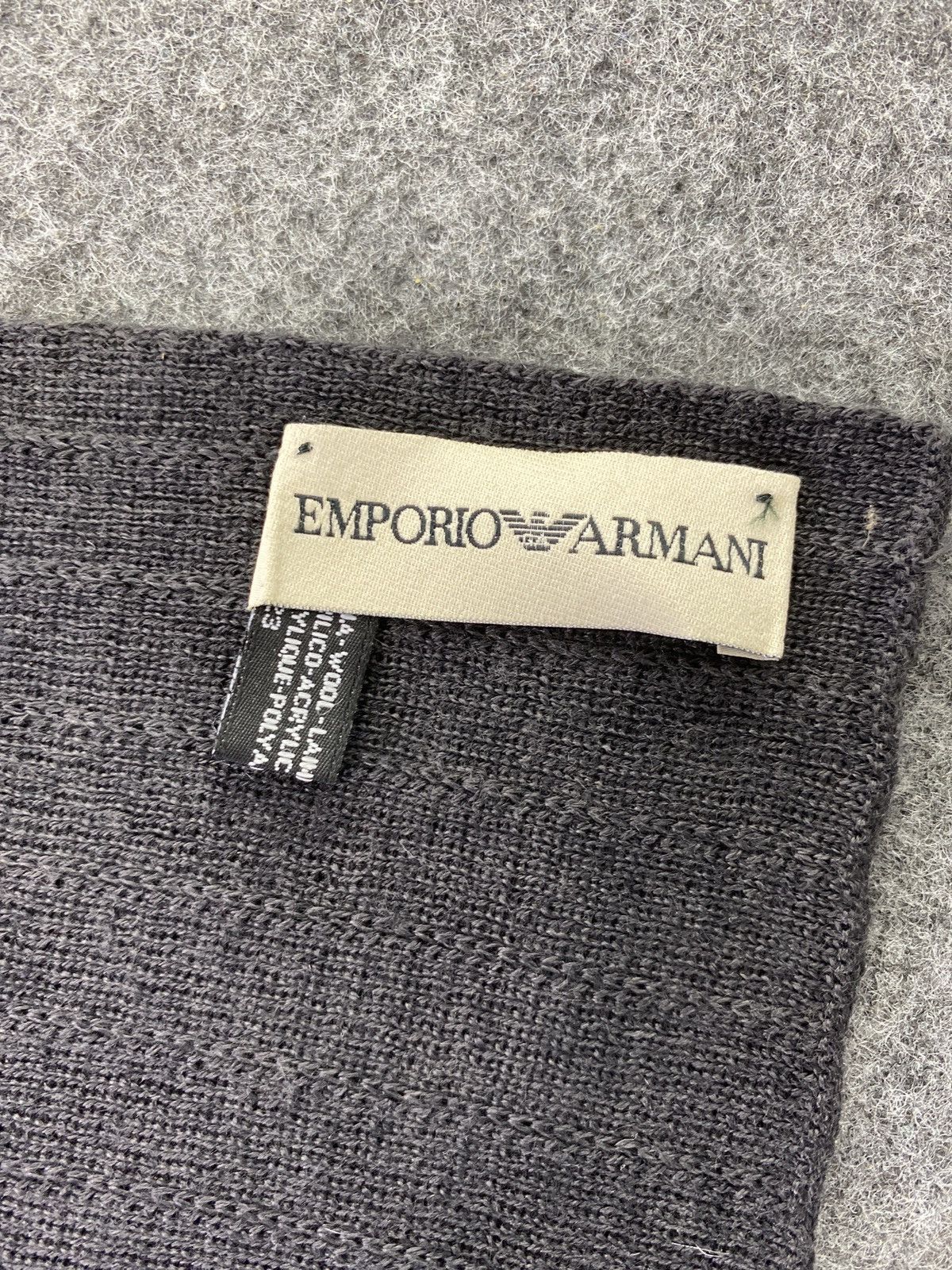 Emporio Armani Emporio Armani Scarf / Muffler / Neckwear -T501 Size ONE SIZE - 5 Thumbnail