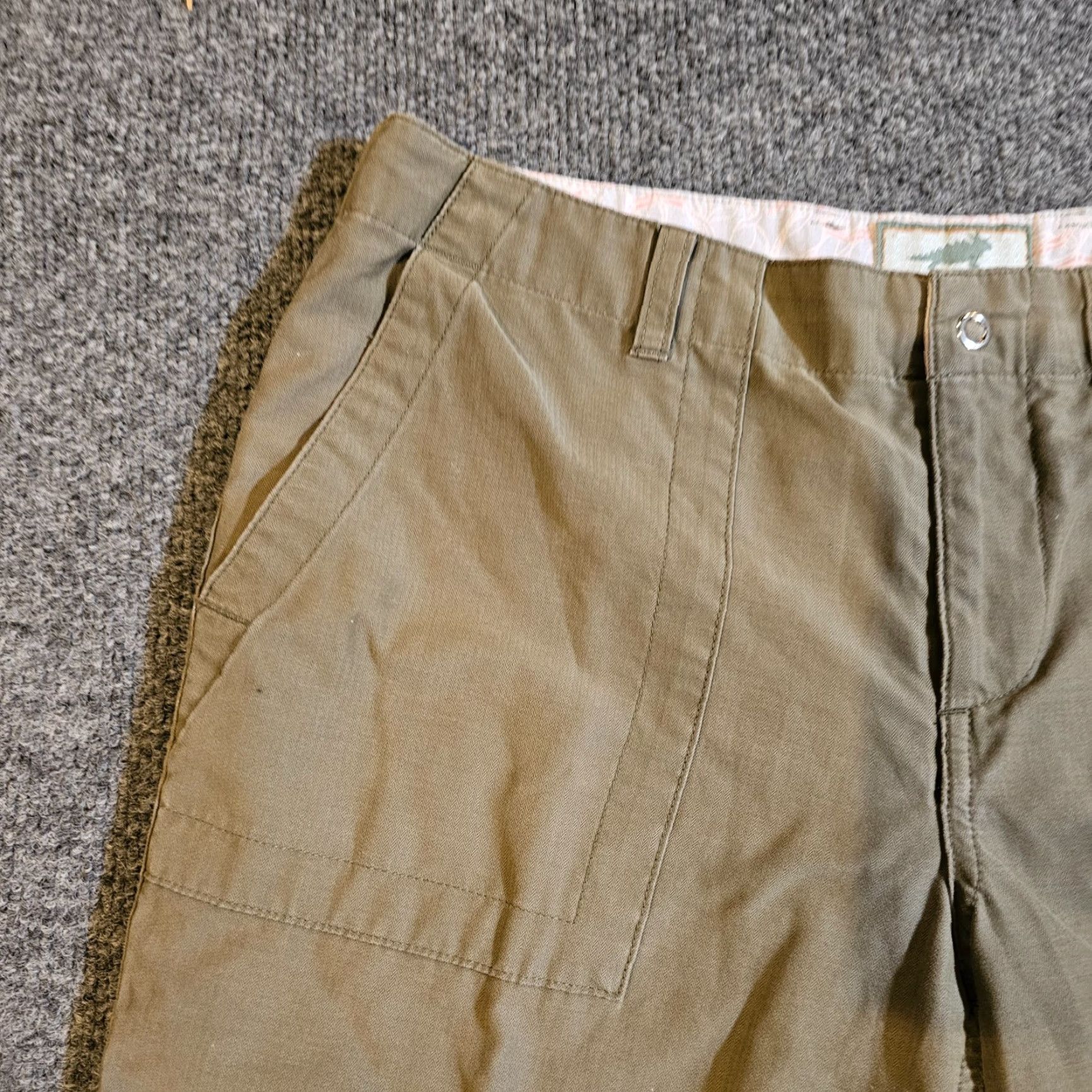 Vintage Horny Toad Shorts Womens 4 Beige Tan Nylon Embroidered Bermuda Stretch Casual Bermuda Style Size 27" / US 4 / IT 40 - 3 Thumbnail