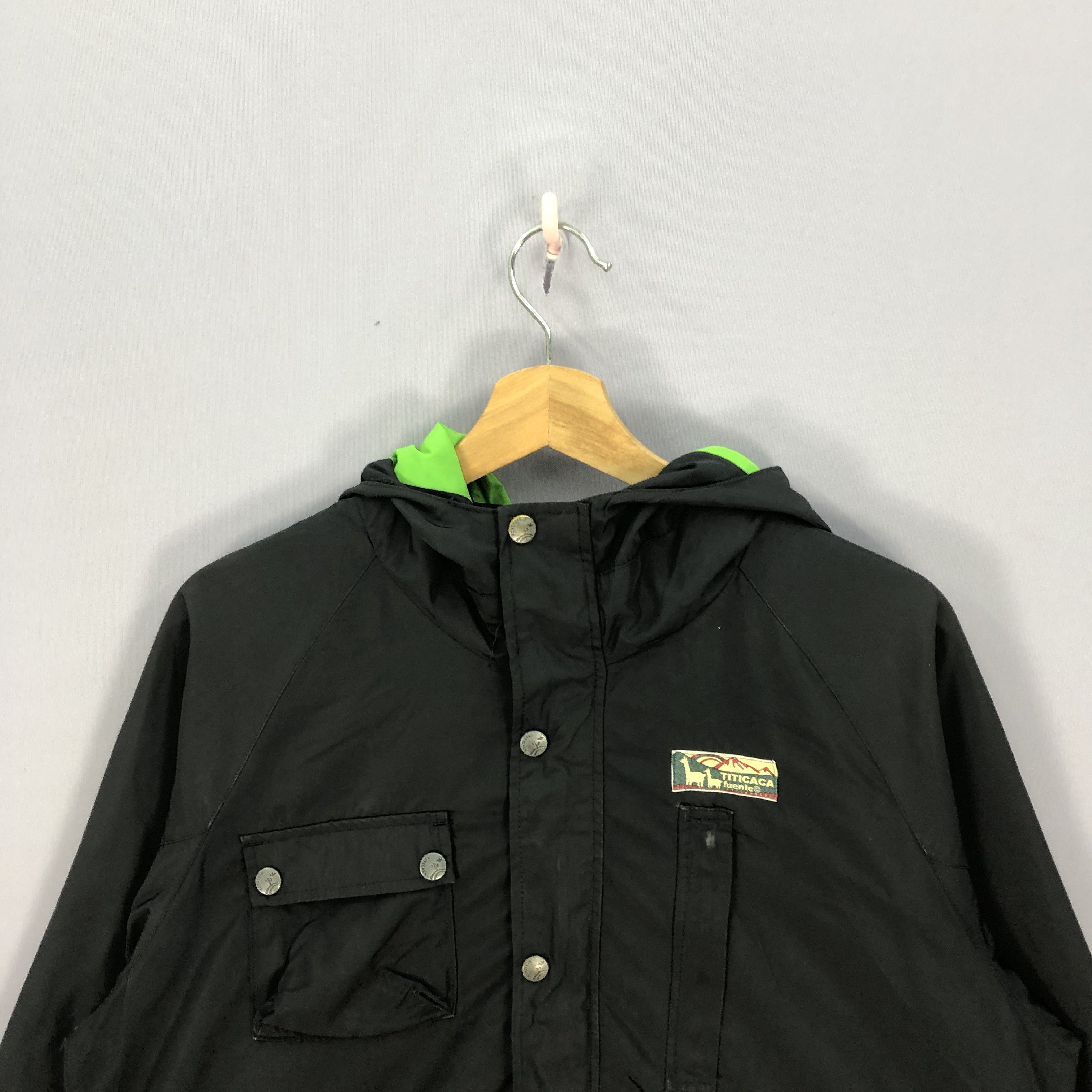 Japanese Brand × Vintage Vintage Titicaca Windbreaker Hoodie Coach Jackets Size US L / EU 52-54 / 3 - 5 Thumbnail