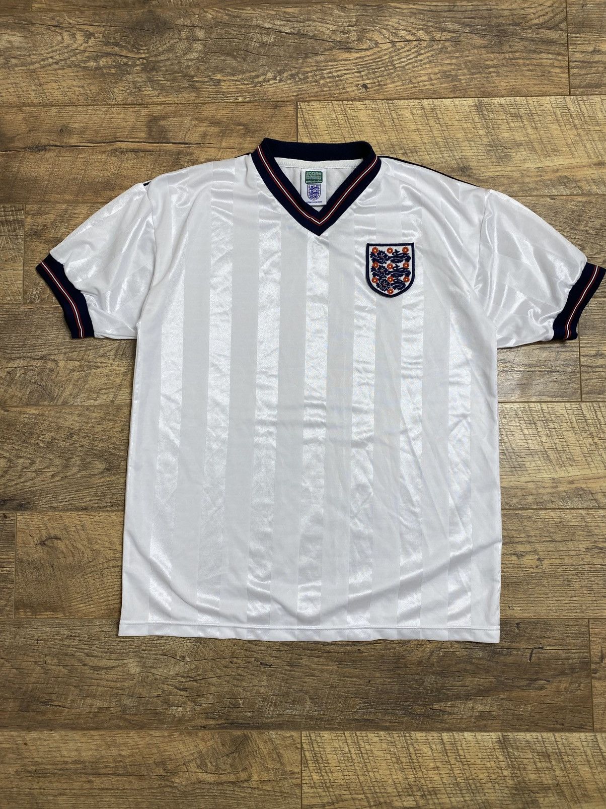 Vintage England 1982 World Cup Home Retro Shirt - Score Draw - L Size US L / EU 52-54 / 3 - 1 Thumbnail