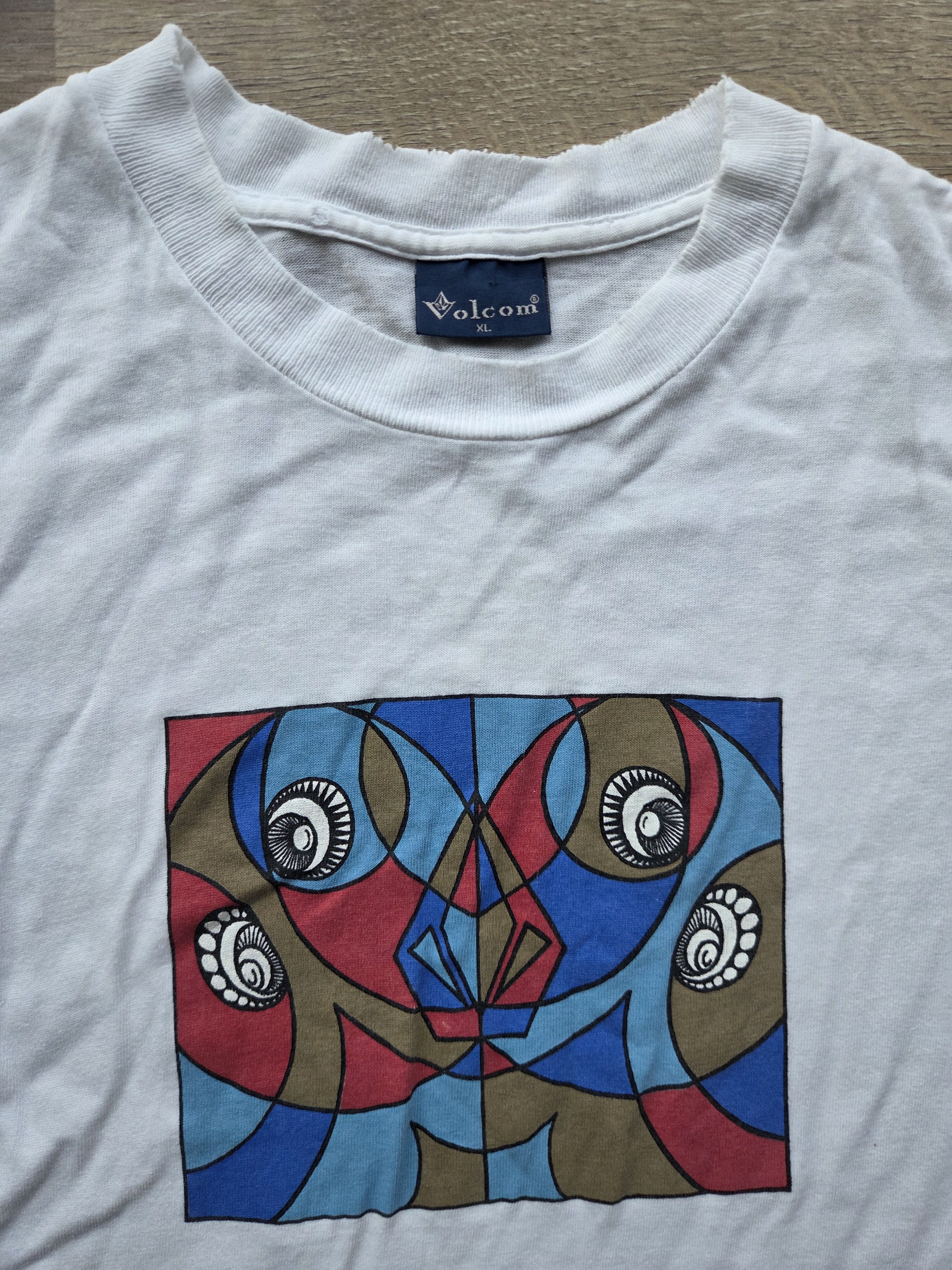 Volcom Vintage OG 90s Volcom Brand Skate Surf Abstract Art T Shirt Size US XL / EU 56 / 4 - 1 Thumbnail