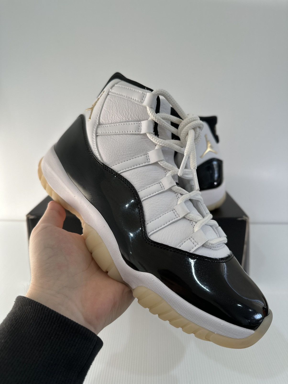 Jordan Brand Jordan 11 Retro DMP Gratitude (2023) Size US 11 / EU 44 - 8 Thumbnail
