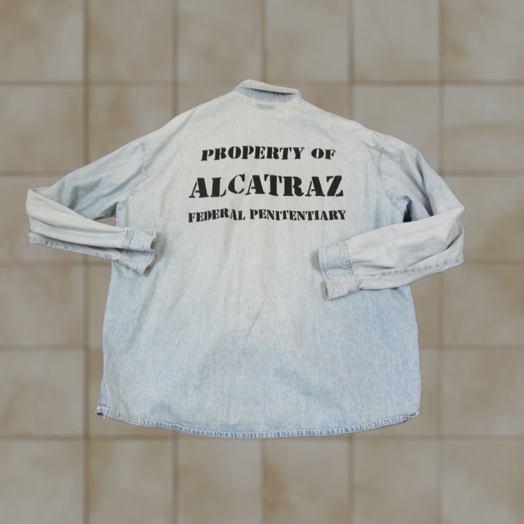 Denime VINTAGE Shirt Mens 2XL Blue Alcatraz Denim Federeal Penitentiary Size US XXL / EU 58 / 5 - 1 Thumbnail
