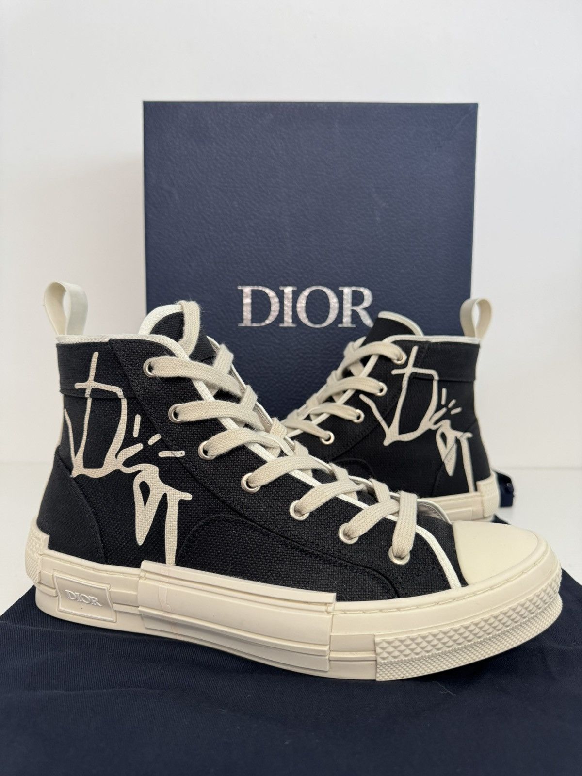 Dior Dior x Travis Scott B23 High Sneakers Size 41 Worn 1x W/ Box Size US 8 / EU 41 - 1 Thumbnail