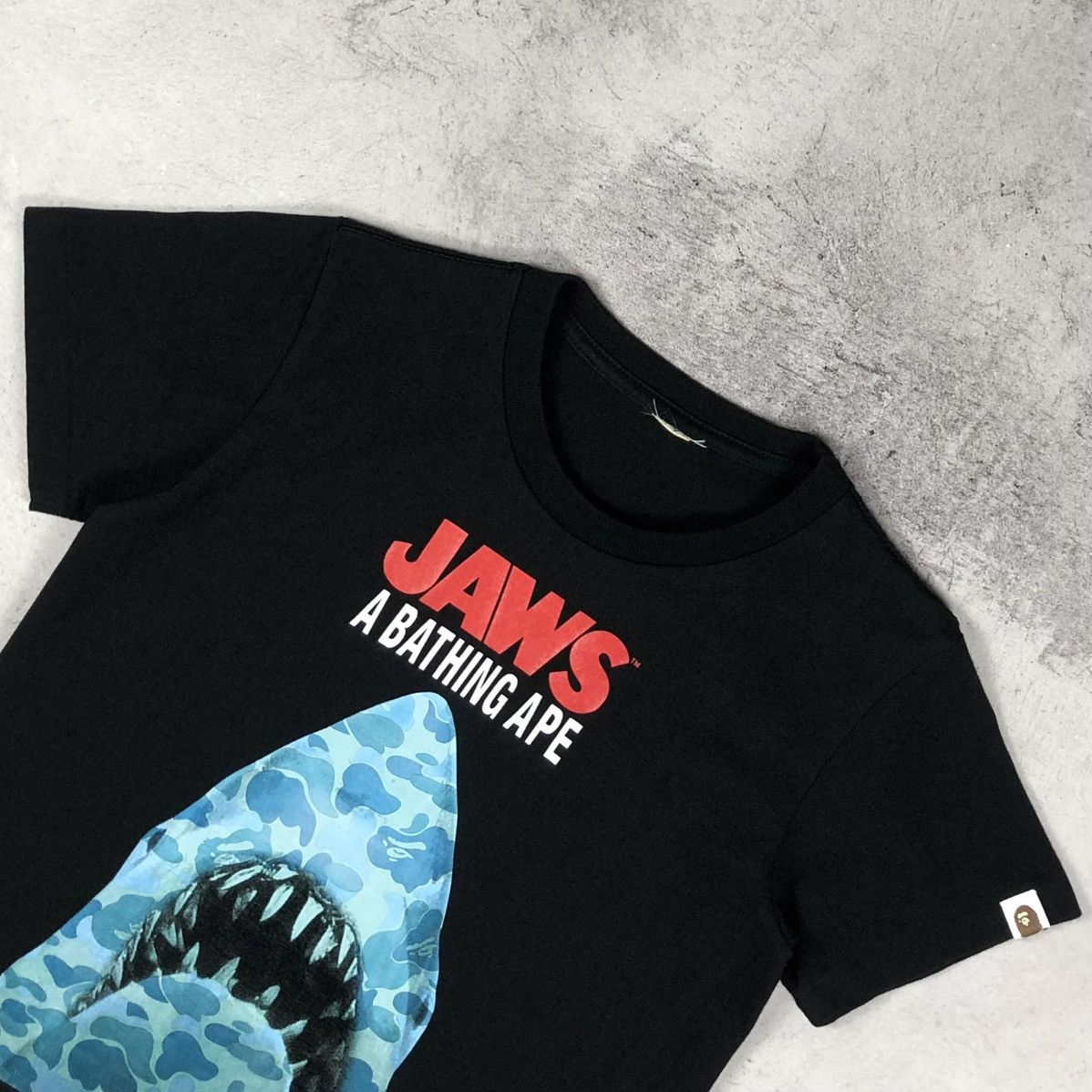 Other BAPE Jaws Camo Shark Tee Size US XS / EU 42 / 0 - 5 Thumbnail