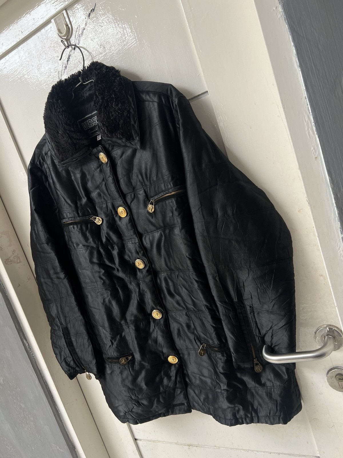 Versus Versace VERSUS Gianni Versace Black Faux Fur Jacket Size US L / EU 52-54 / 3 - 8 Thumbnail