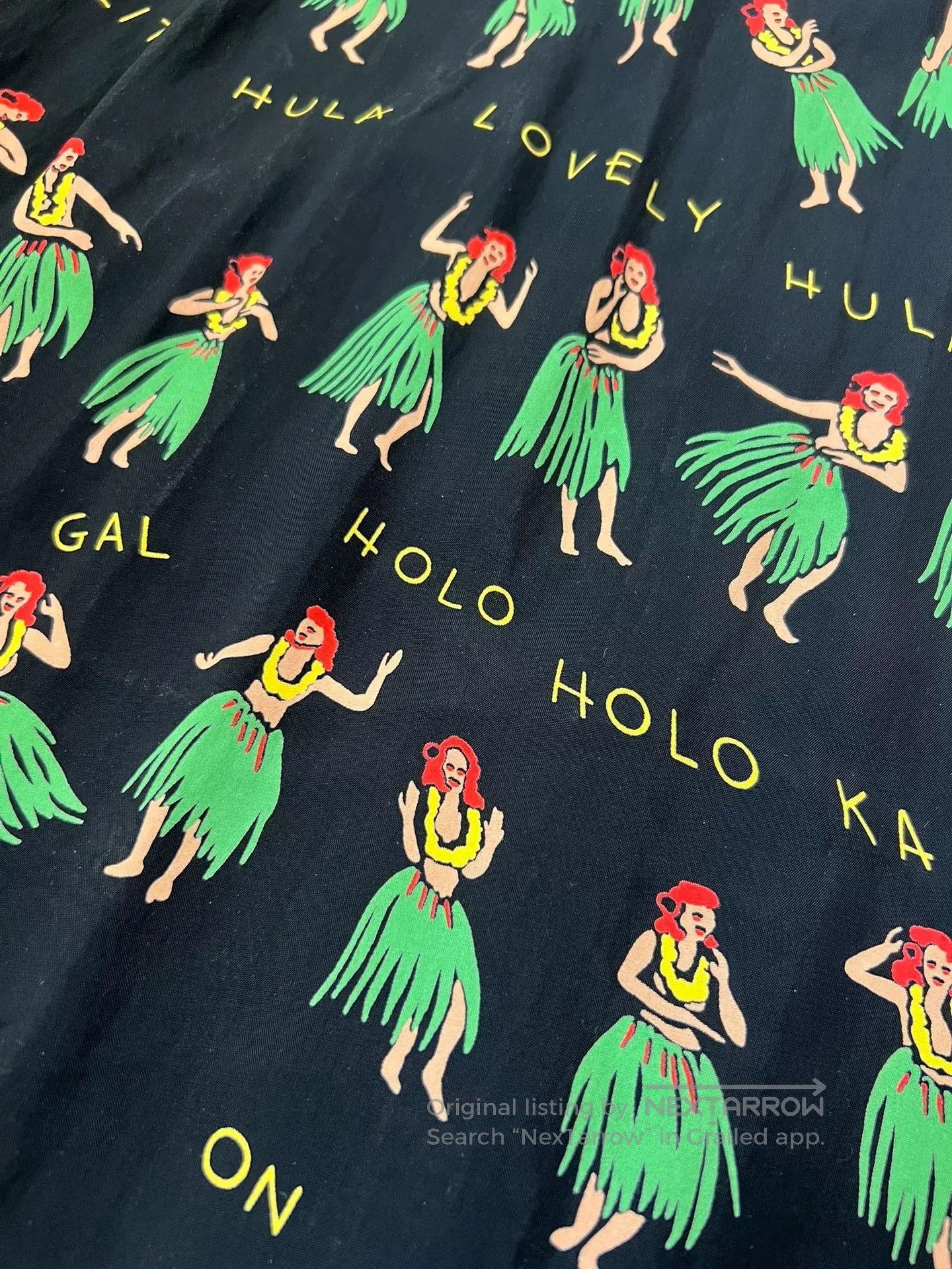Sun Surf Vintage Hawaiian Shirt with Hula Design. Size US M / EU 48-50 / 2 - 4 Thumbnail