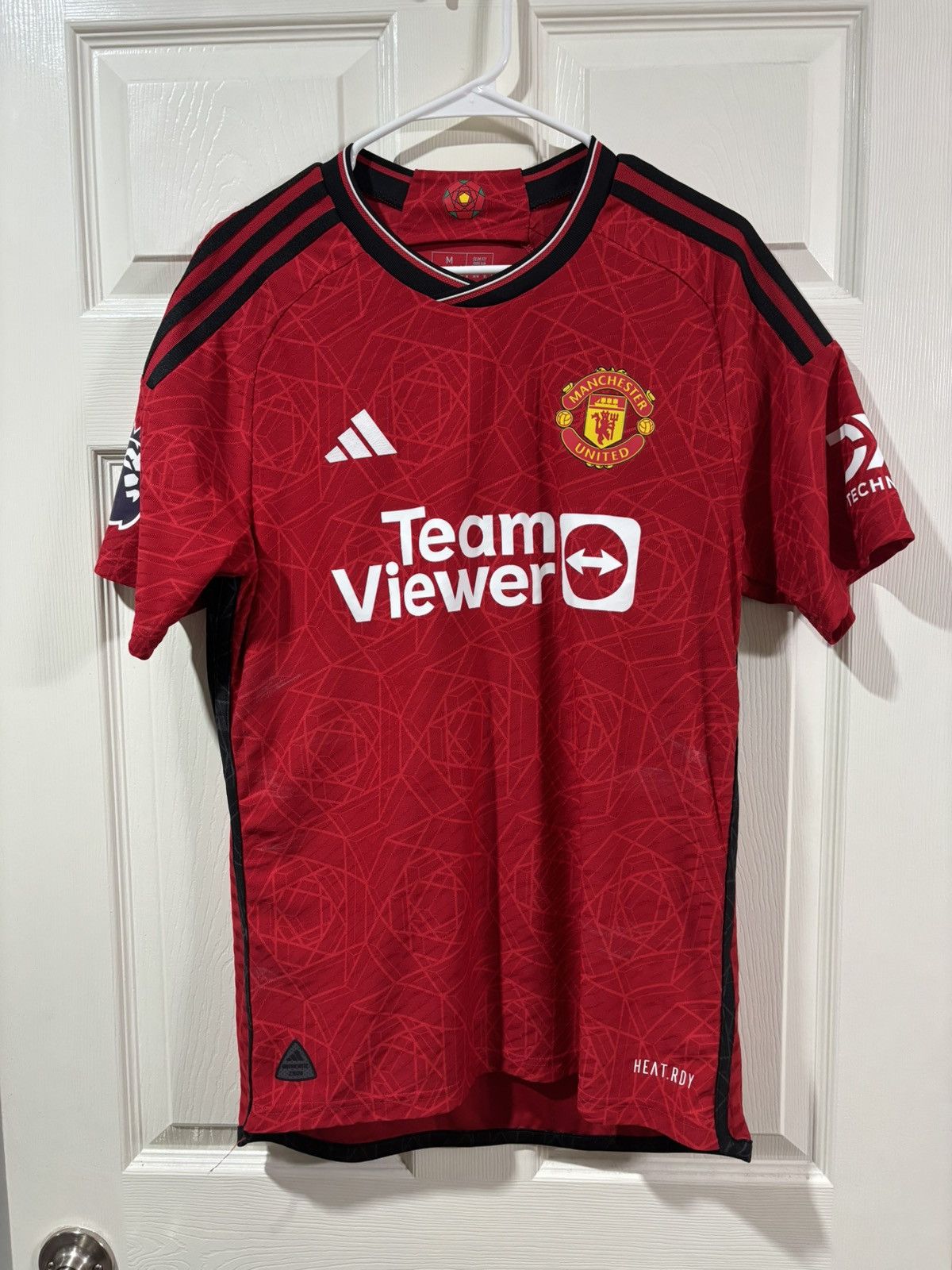 Adidas Manchester United 23/24 Wan Bissaka Size US M / EU 48-50 / 2 - 1 Thumbnail