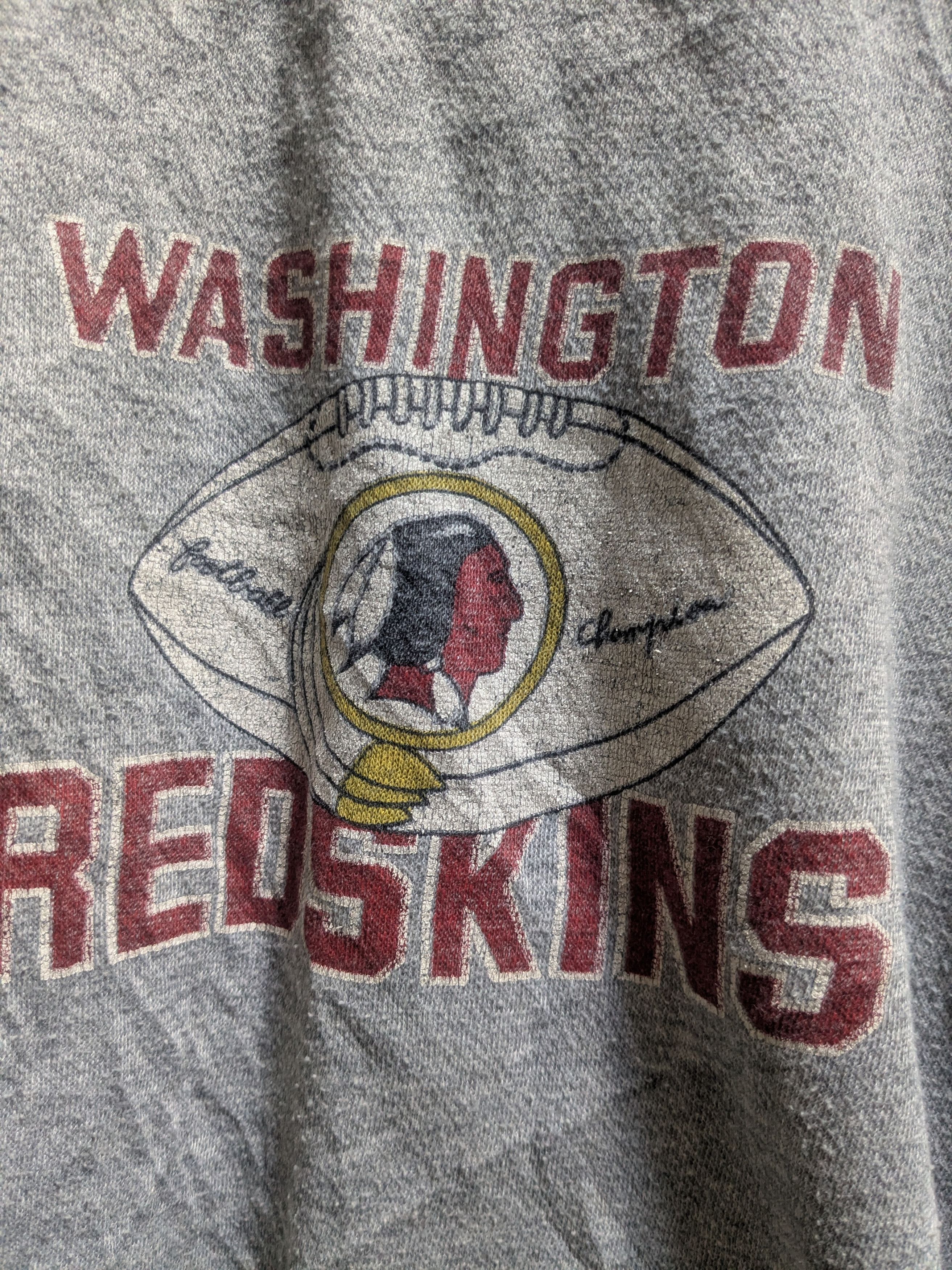 Vintage Washington Redskins raglan t-shirt 1980s. Made in taiwan Size US M / EU 48-50 / 2 - 2 Thumbnail