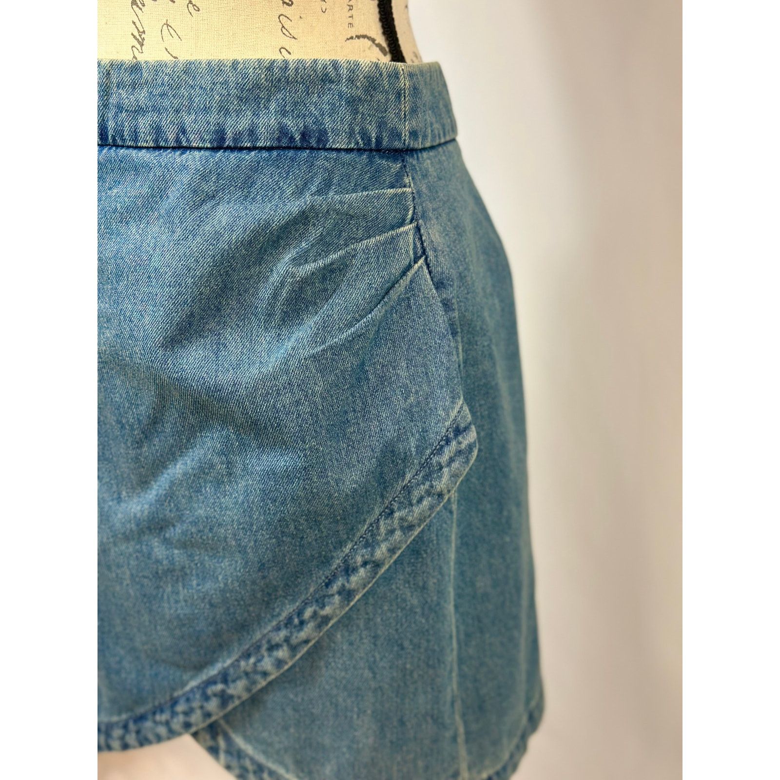 Zadig & Voltaire Zadig & Voltaire Julipe Denim Skirt Light Blue 34 (XS) Size 24" / US 00 / IT 34 - 9 Thumbnail