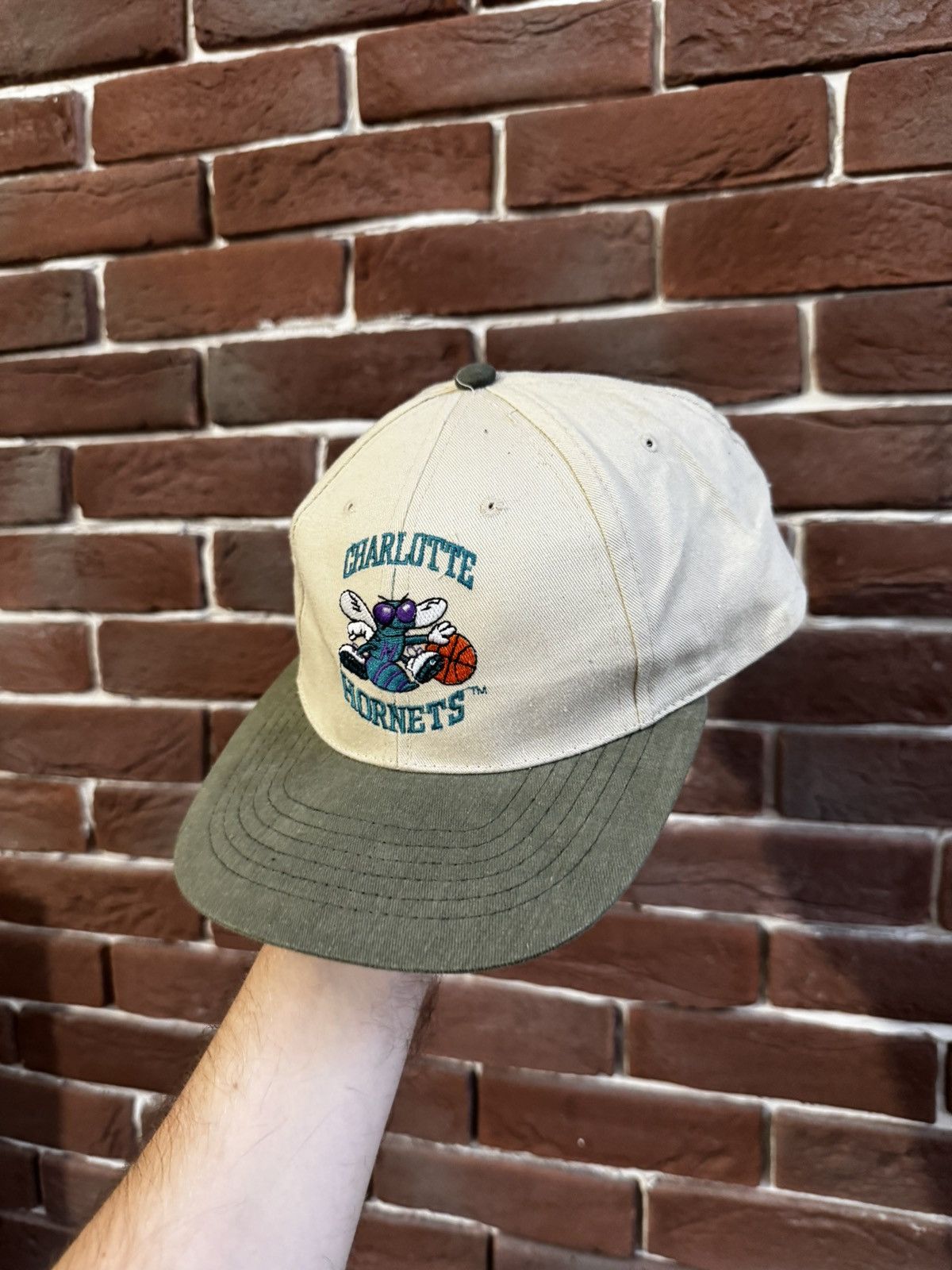 Vintage Vintage 90s Charlotte Hornets NBA Snapback Hat Cap Hype Size ONE SIZE - 3 Thumbnail