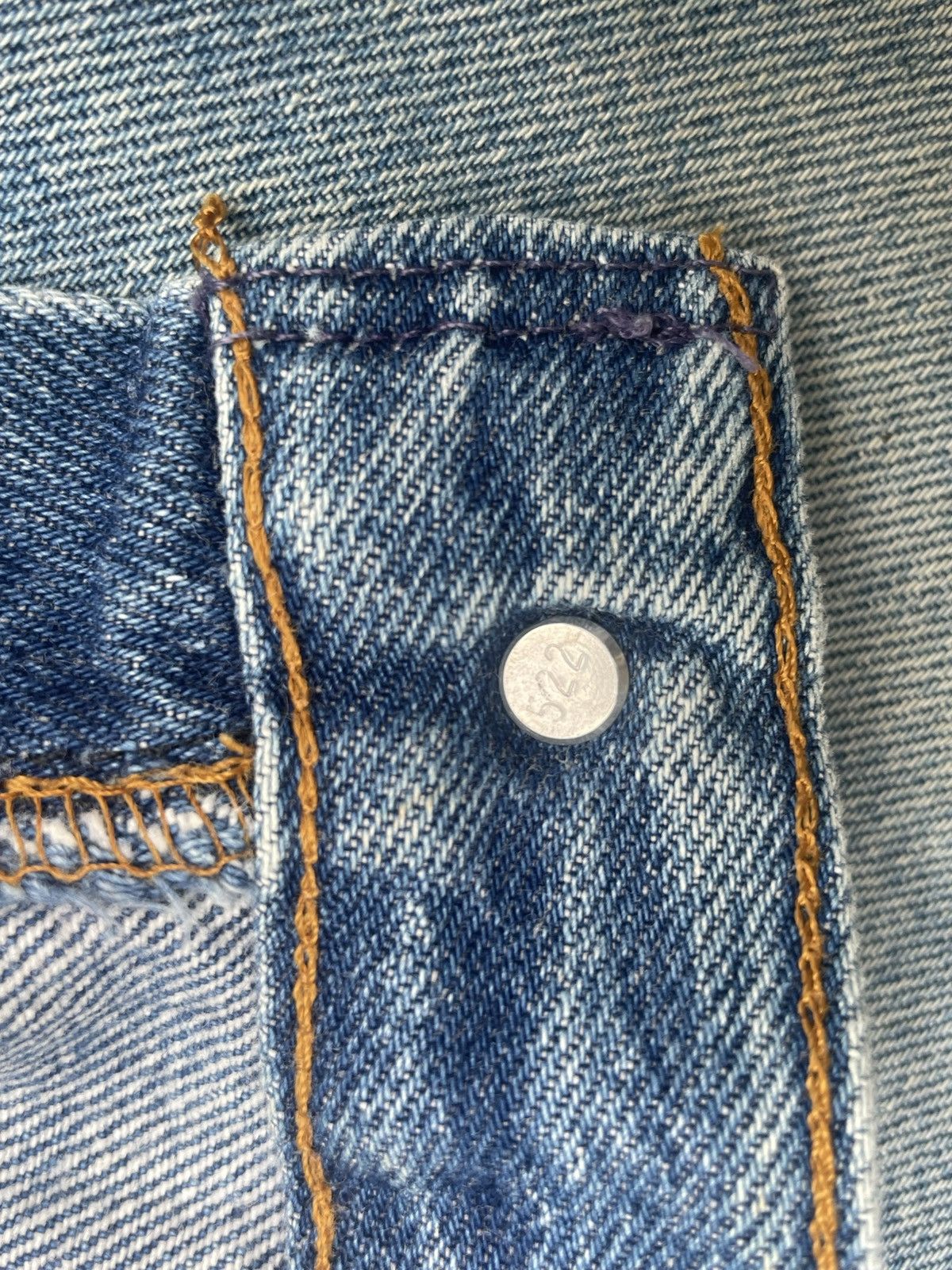 Levi's × Vintage Vintage 1989 Levis 501 XX Distresed Size US 31 - 20 Thumbnail