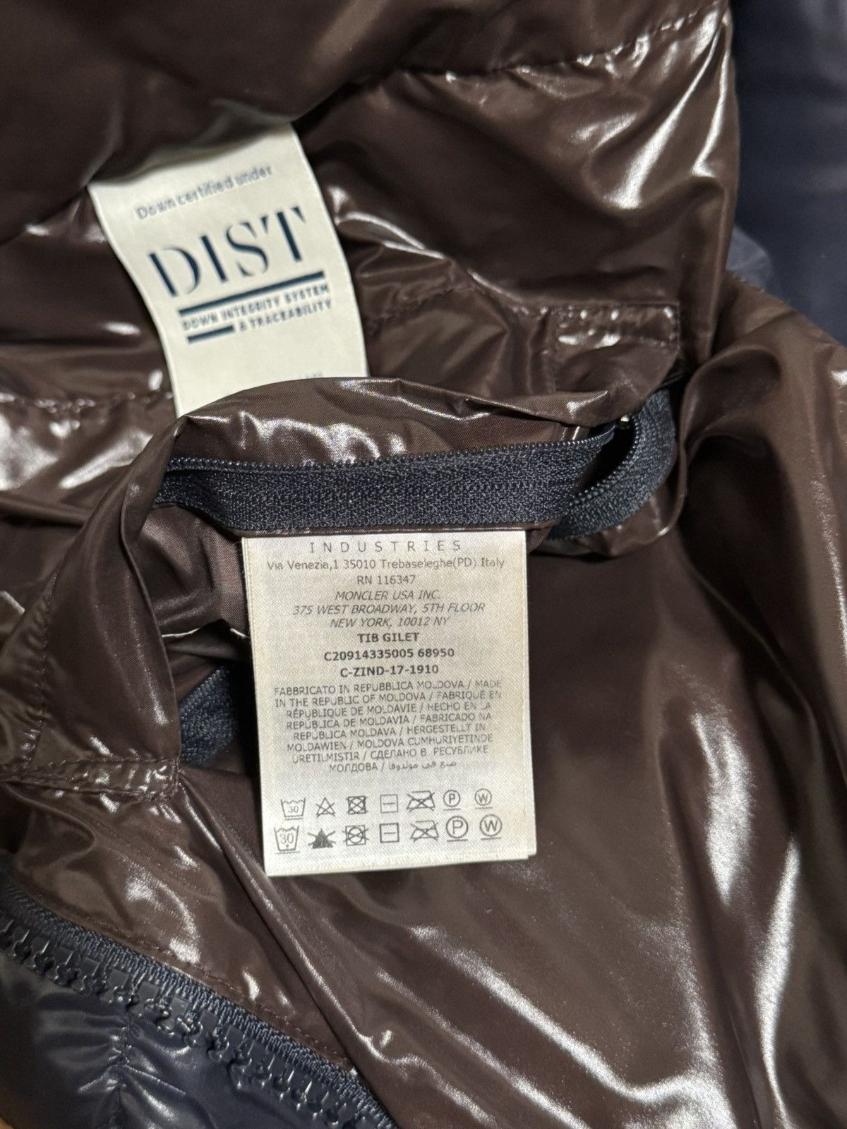 Moncler 1200$ Moncler Tib Quilted Down Puffer Vest/Moncler Tib Gilet Size US XL / EU 56 / 4 - 15 Thumbnail