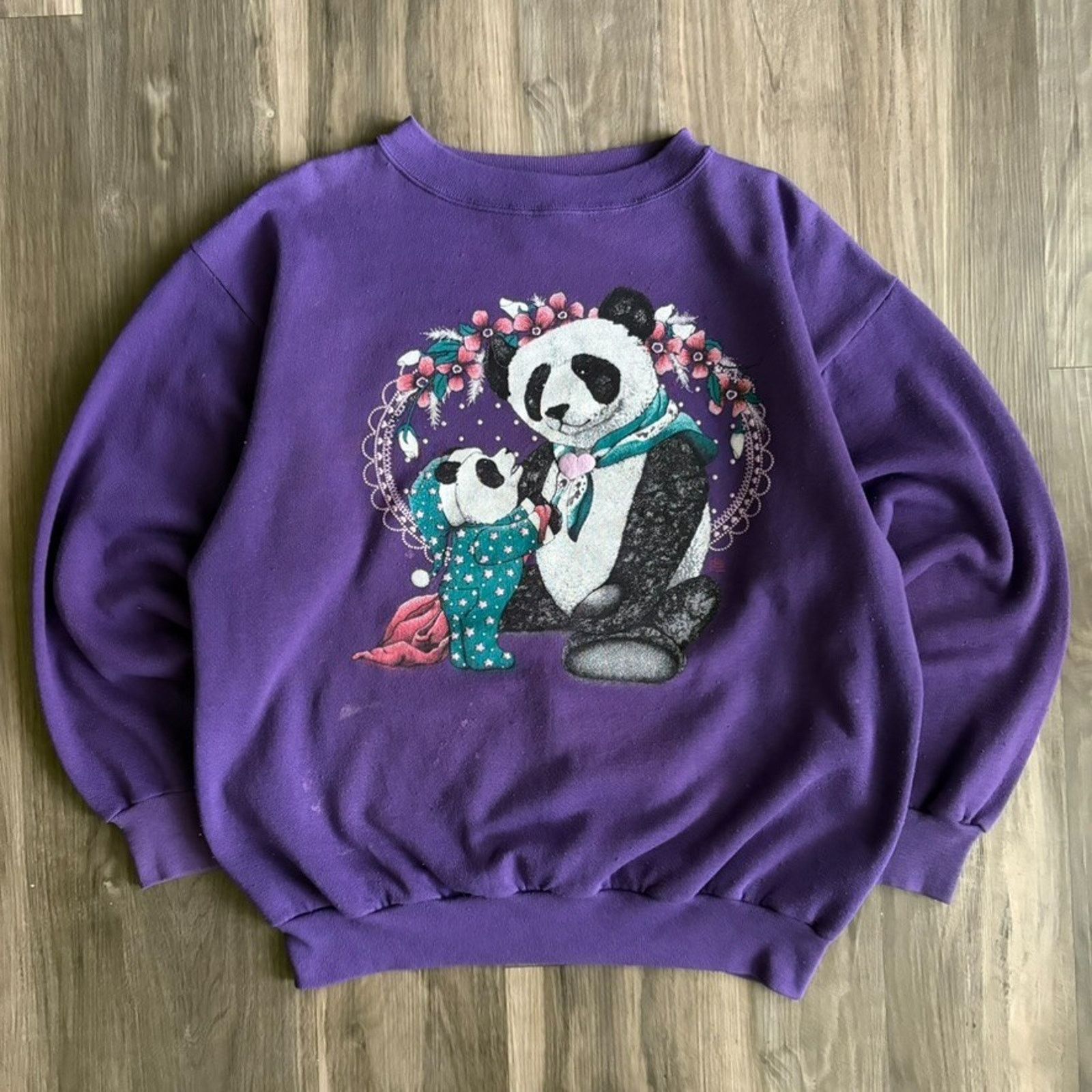Vintage Vintage Panda Bear Sweatshirt Women's Size L Size L / US 10 / IT 46 - 1 Thumbnail
