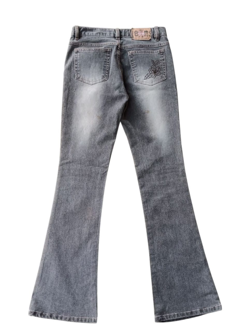 Designer G. Jon flower tattoo flare jeans Size US 28 / EU 44 - 6 Thumbnail