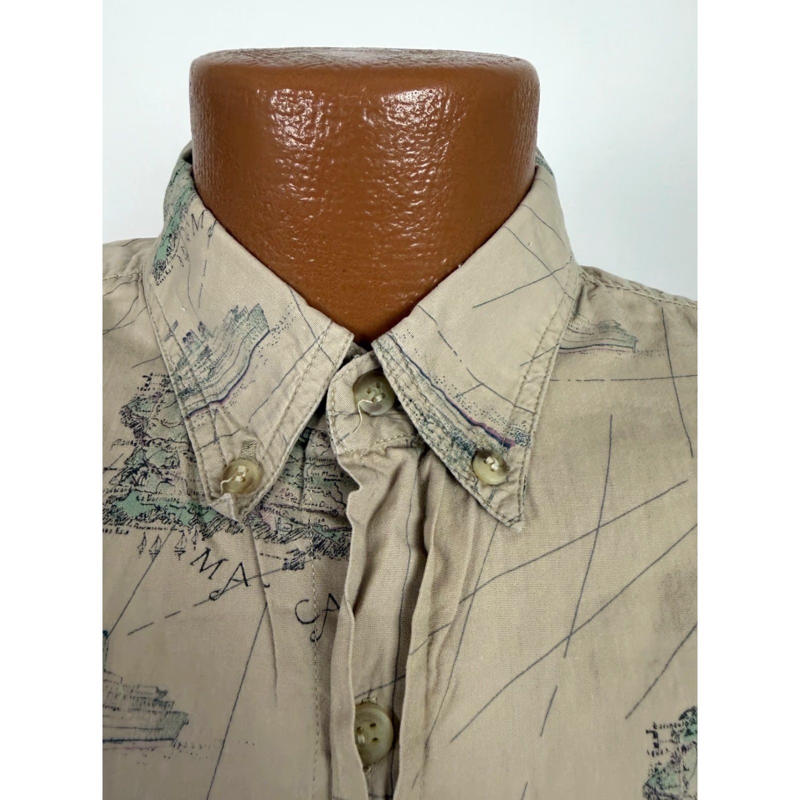 Nautica VINTAGE Clave Hawaiian Shirt Men L Graphic Print Short Sleeve Button-Up Collared Brown 90s Nautical Beach Travel Tropical Grunge Hawaiian 90s Mens Size US L / EU 52-54 / 3 - 3 Thumbnail