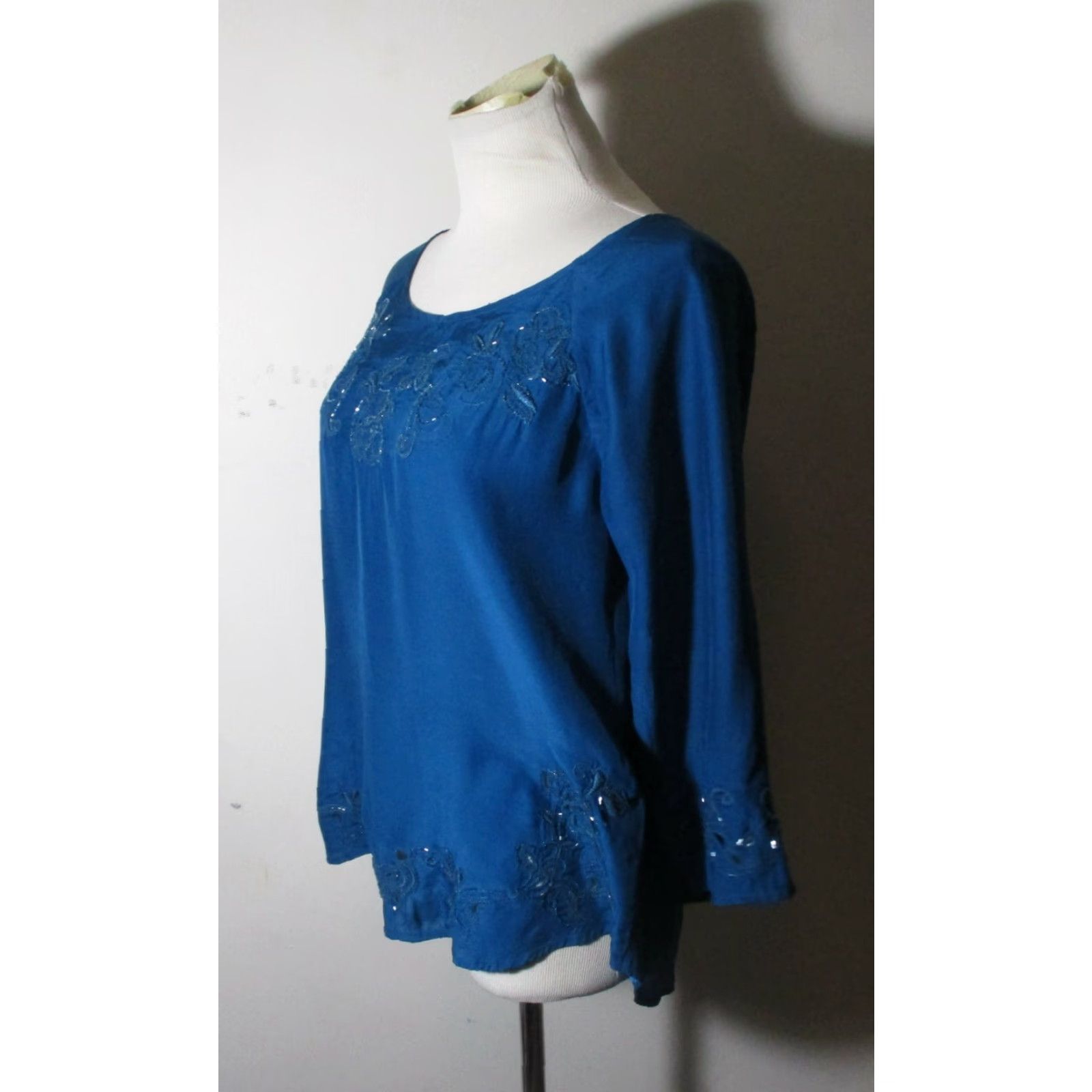Lucky Brand LUCKY BRAND Top Silk Beaded Blue 100% Silk 3/4 Sleeve Size S Womens Size S / US 4 / IT 40 - 4 Thumbnail