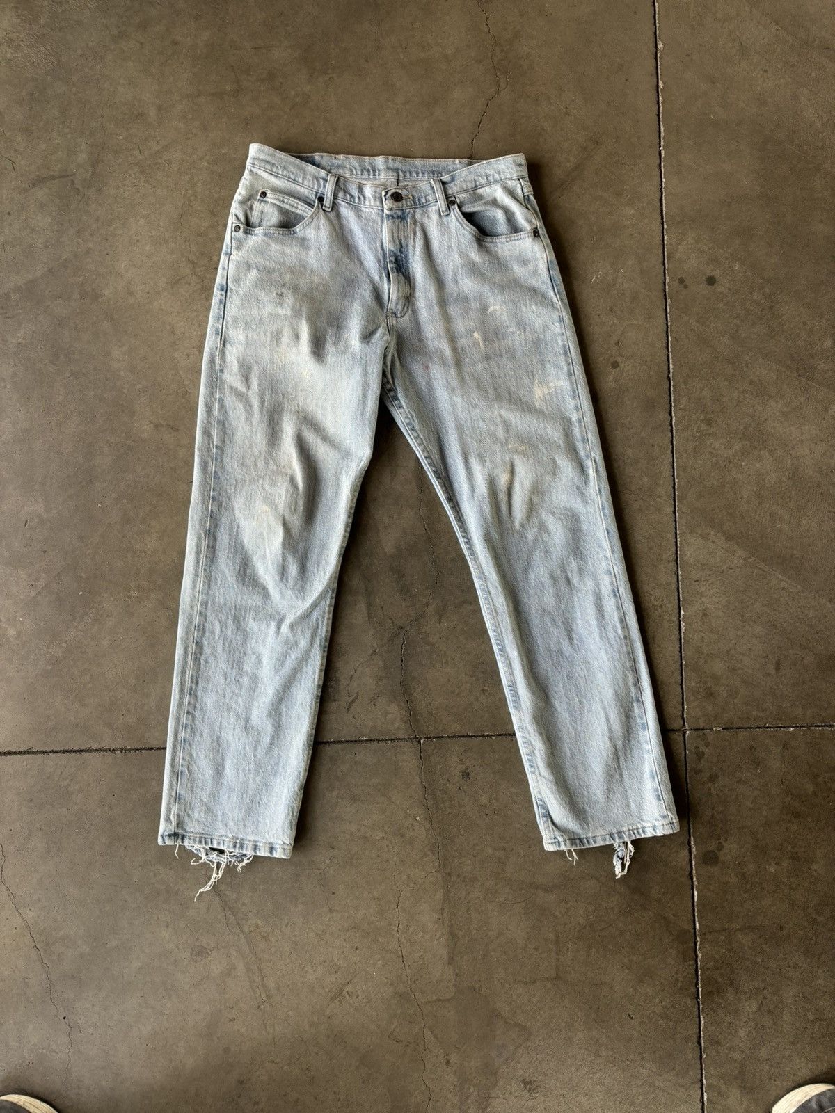 Wrangler Faded Blue Wrangler Jeans Size US 34 / EU 50 - 1 Thumbnail