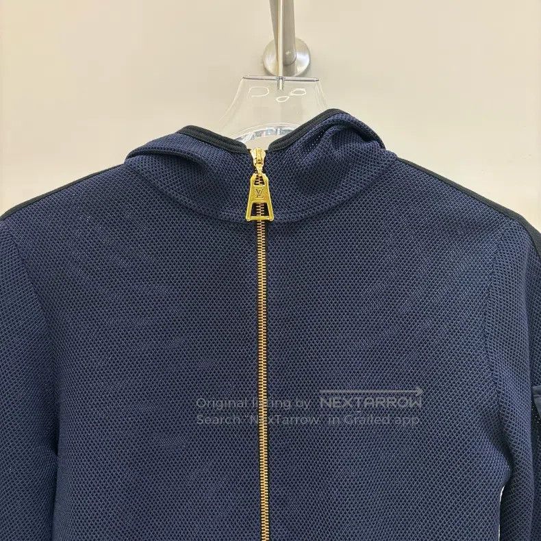 Louis Vuitton Louis Vuitton Labeled gold zip hooded jacket Size US S / EU 44-46 / 1 - 3 Thumbnail
