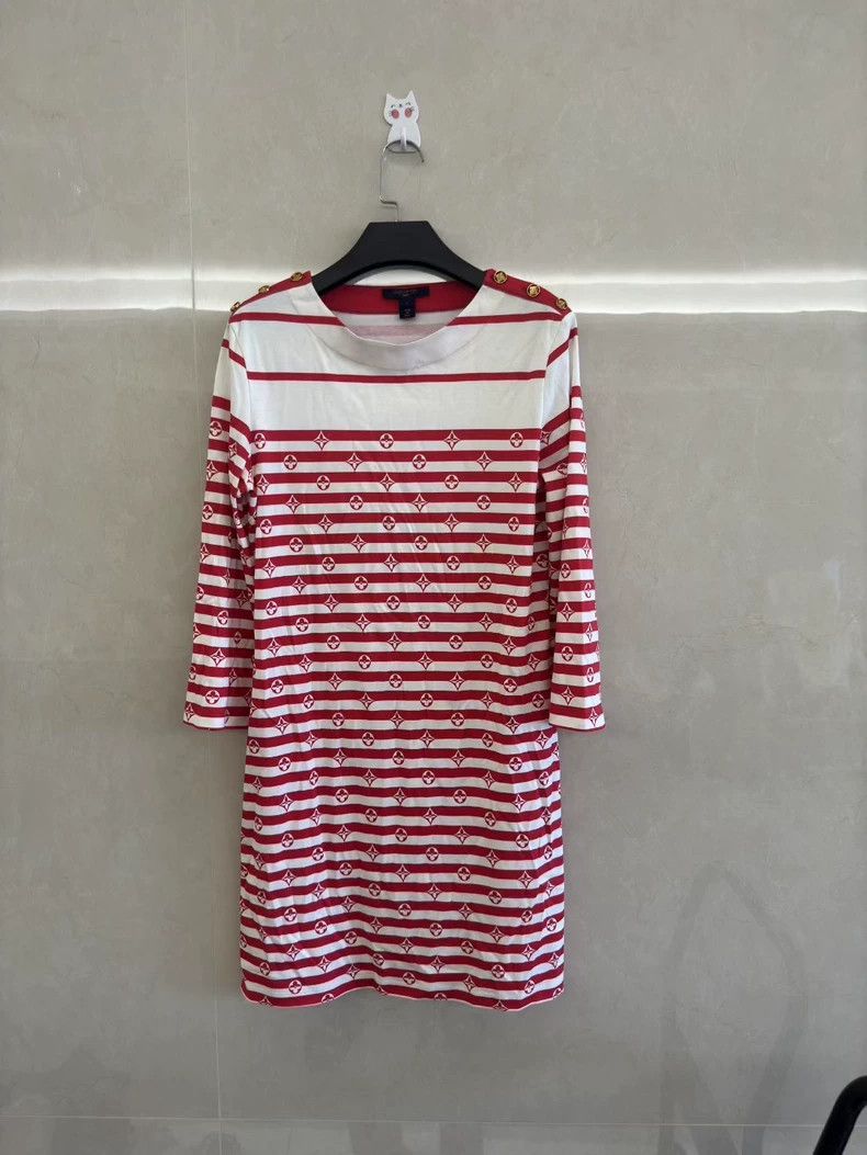 Louis Vuitton Louis Vuitton White and red striped dress Size L / US 10 / IT 46 - 1 Thumbnail