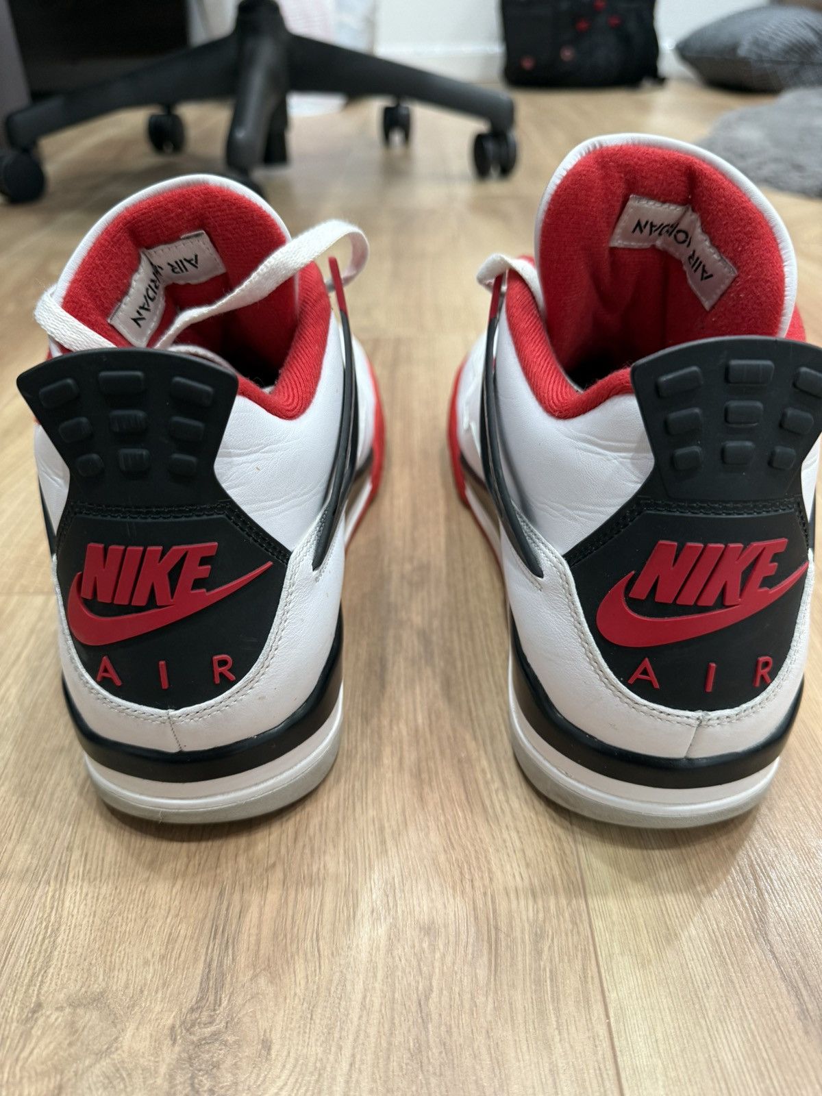 Jordan Brand Jordan 4 Retro “Fire Red” Size US 12.5 / EU 45-46 - 5 Thumbnail