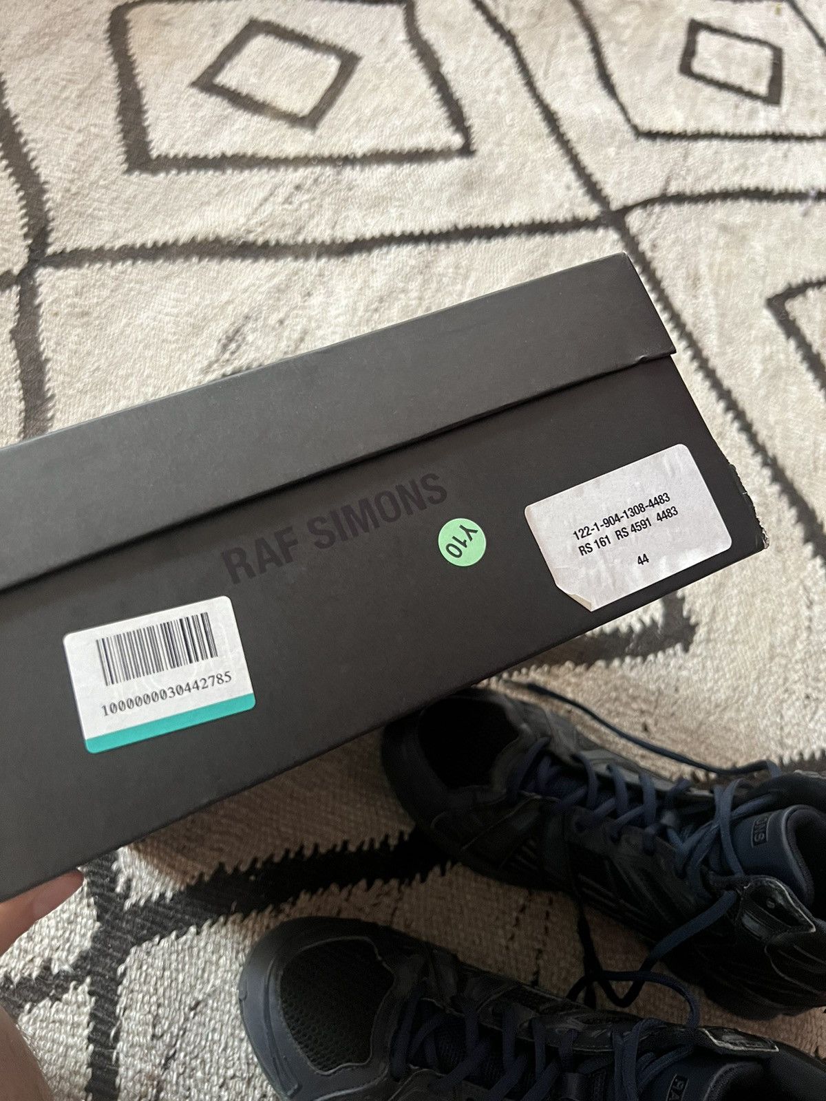 Raf Simons Raf Simons ASICS 2012 high top running sneaker Size US 11 / EU 44 - 9 Thumbnail