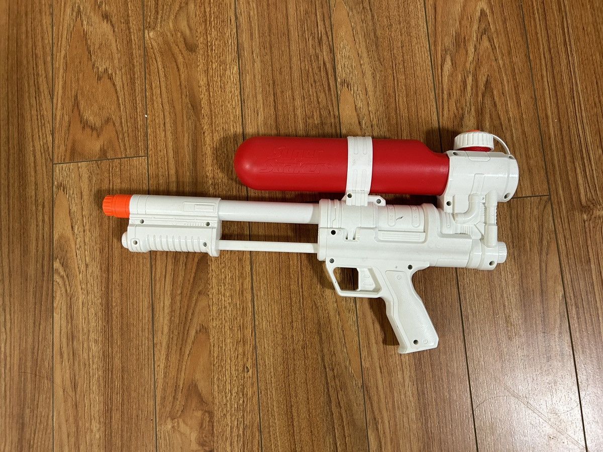 Supreme super soaker price deals