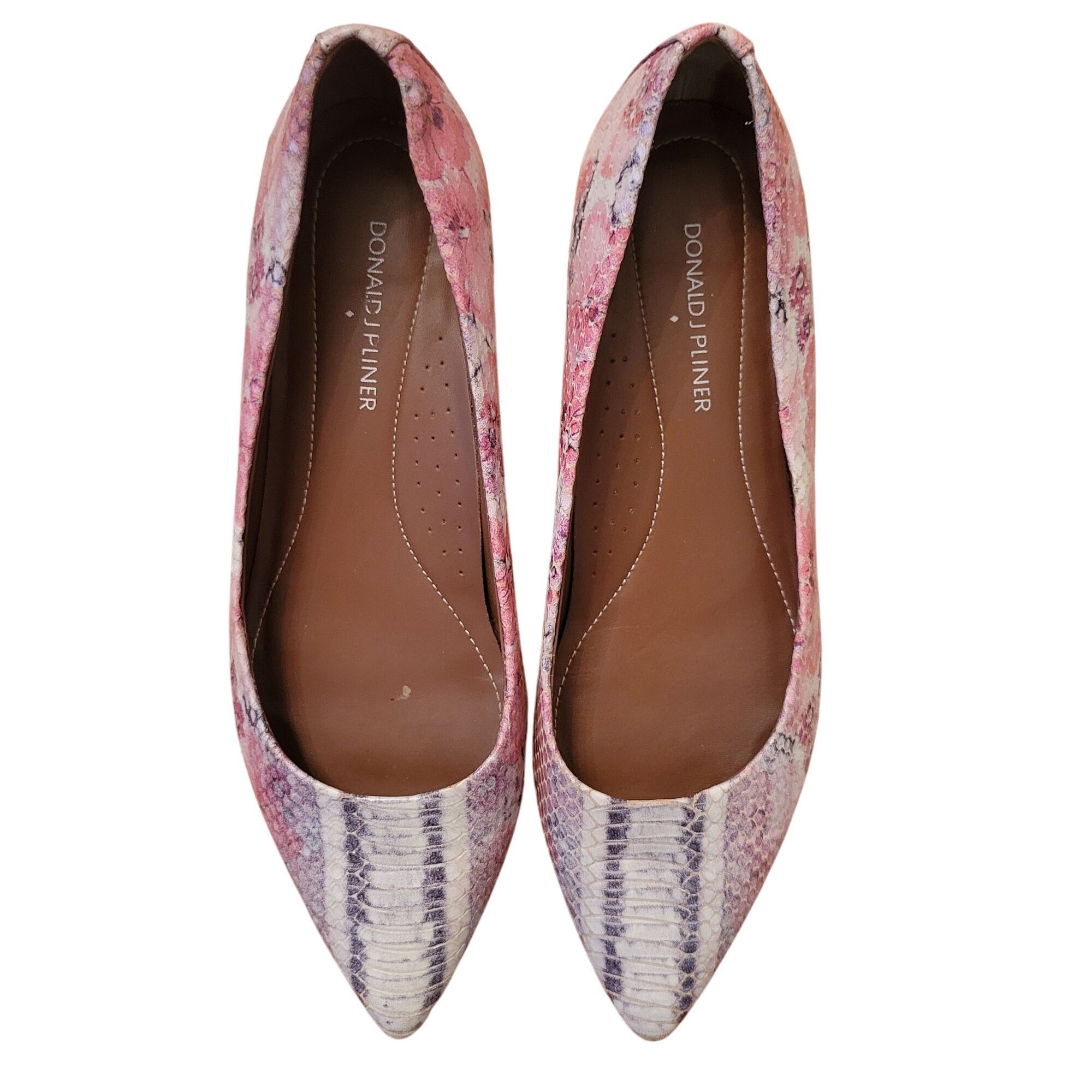 Donald Pliner Donald J Pliner ADORE Snakeskin Floral Pointed Toe Flats 8.5 Size US 8.5 / IT 38.5 - 2 Thumbnail