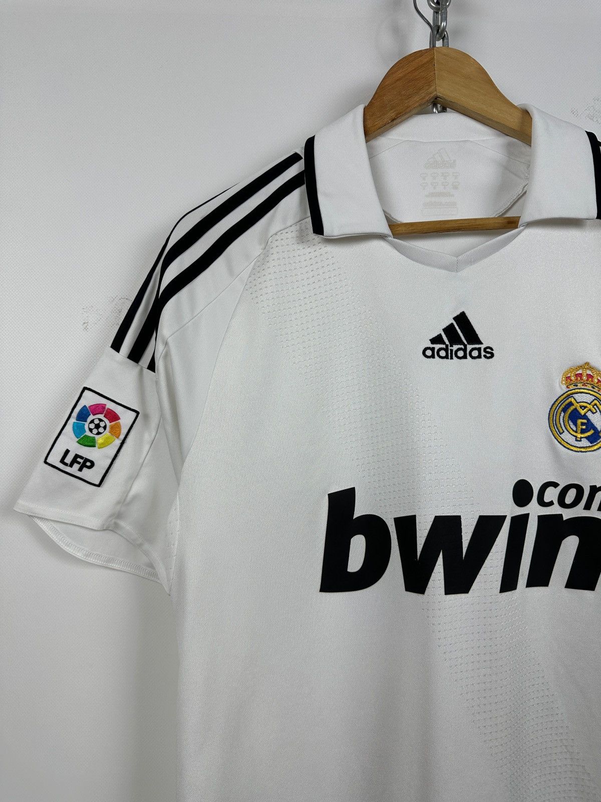 Adidas 2008/09 Adidas FC Real Madrid Vintage Home Soccer Jersey Kit Size US M / EU 48-50 / 2 - 4 Thumbnail