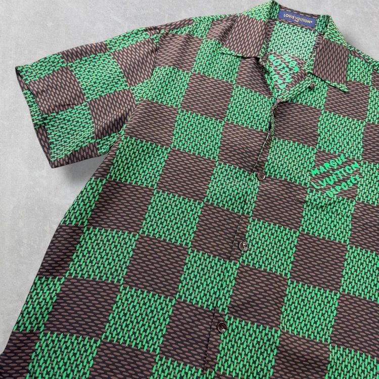 Louis Vuitton Open Collar Silk Shirt Size US M / EU 48-50 / 2 - 1 Thumbnail