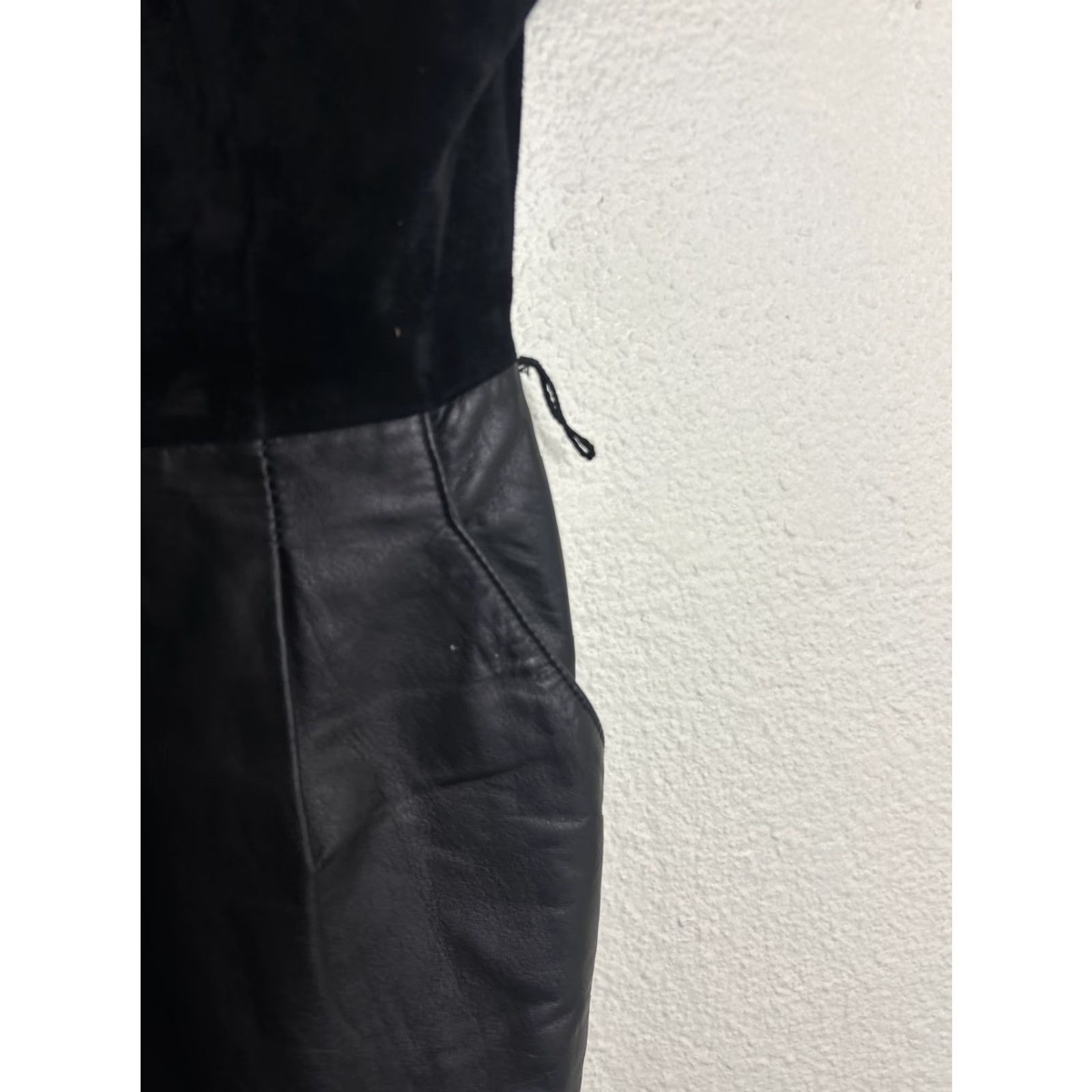 Vintage VINTAGE Morgan Taylor Petites Womens 12P Black Leather Pencil Dress Zip Back Womens Size XL / US 12-14 / IT 48-50 - 5 Thumbnail