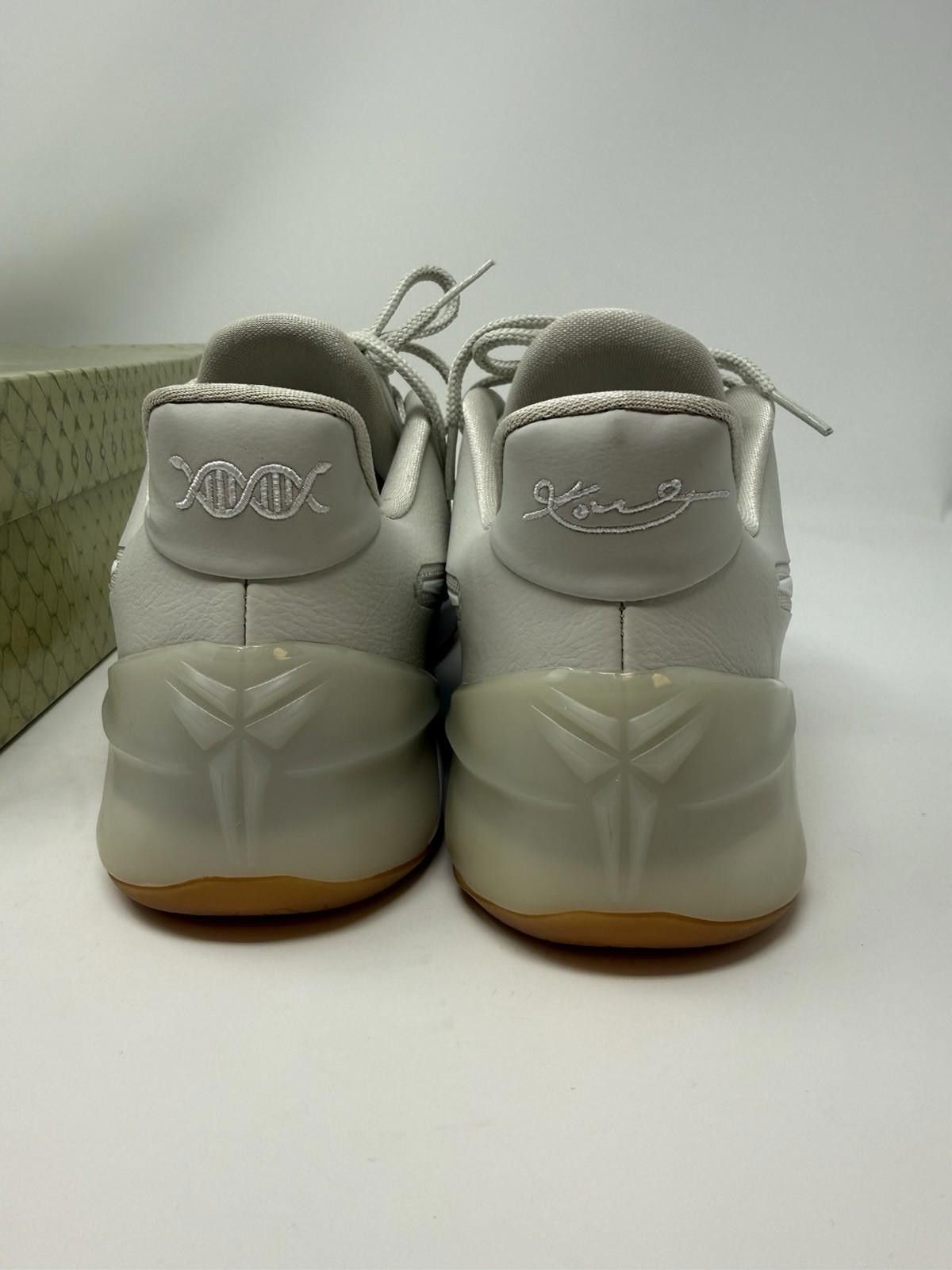 Nike Kobe AD 852425-011 Men’s Basketball Size 8.5 Light Bone Size US 8.5 / EU 41-42 - 7 Thumbnail