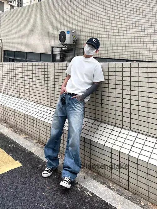 VIBE Unisex washed faded cleanfit yuppie y2k loose jeans Size US 32 / EU 48 - 6 Thumbnail