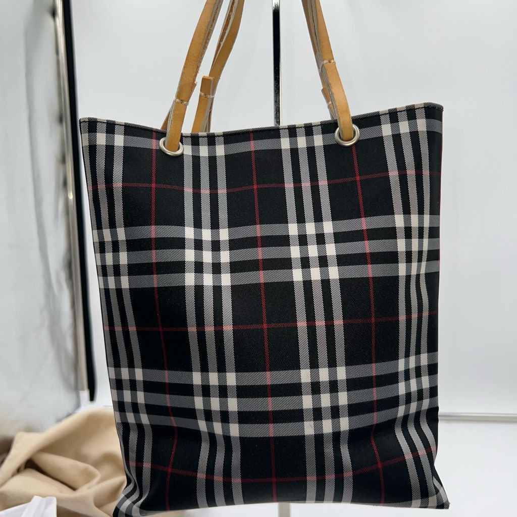 Burberry BURBERRY Nova Check Hand Bag Nylon Black Small Tote with Dust Bag Size ONE SIZE - 2 Thumbnail