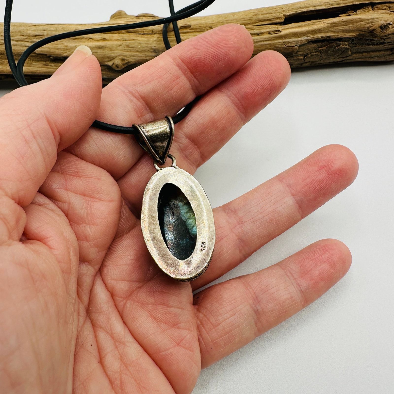 The Unbranded Brand Labradorite Sterling Silver Pendant Necklace Size ONE SIZE - 4 Thumbnail